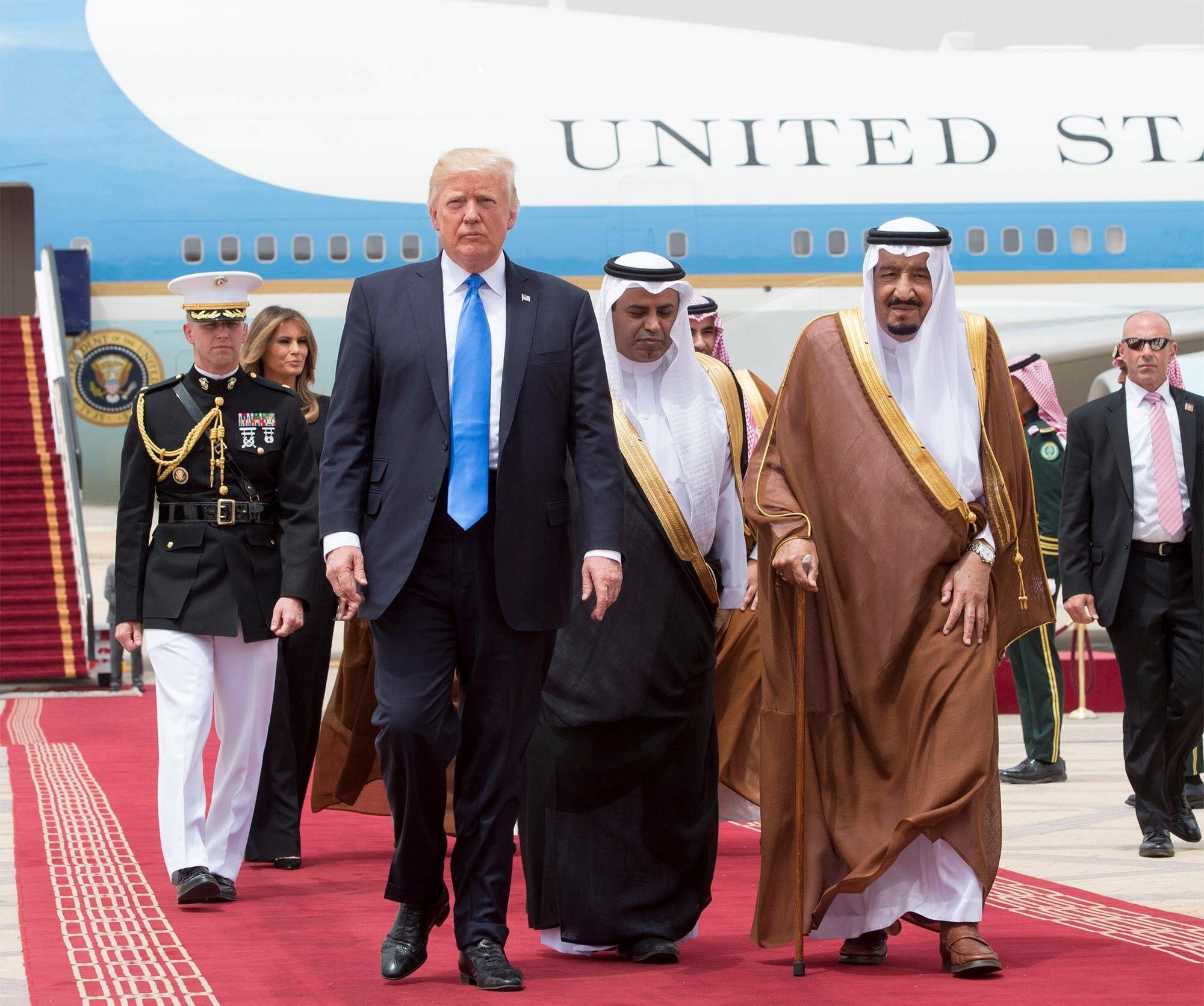 Trump empieza en Arabia Saudí su primera gira internacional