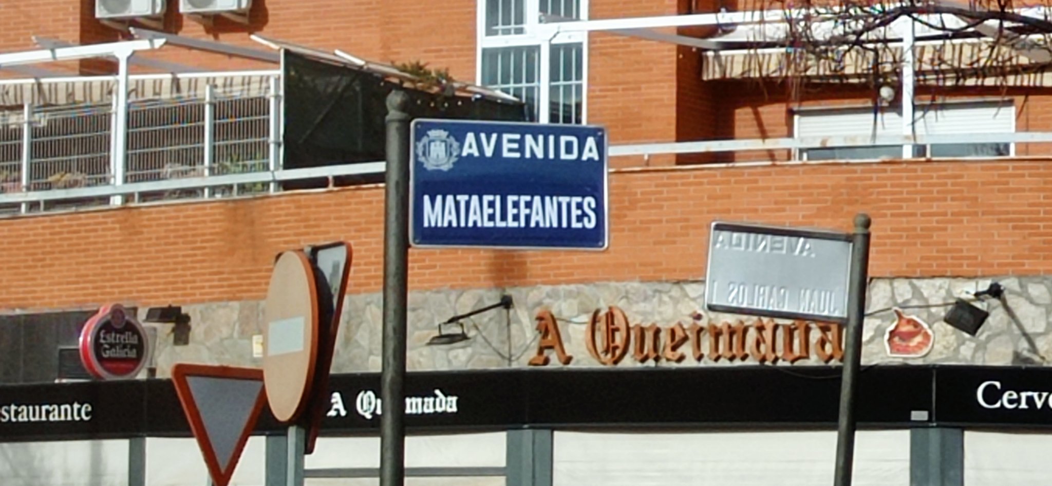 avenida mataelefantes @VOX Alcala