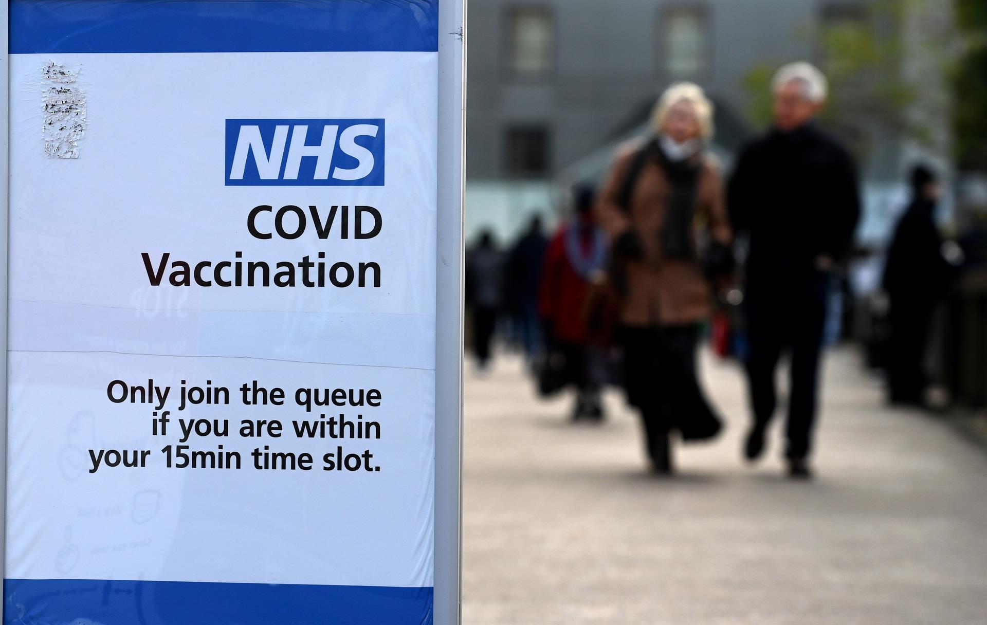 Covid | Reino Unido abre la vacunación de tercera dosis a los mayores de 18 años