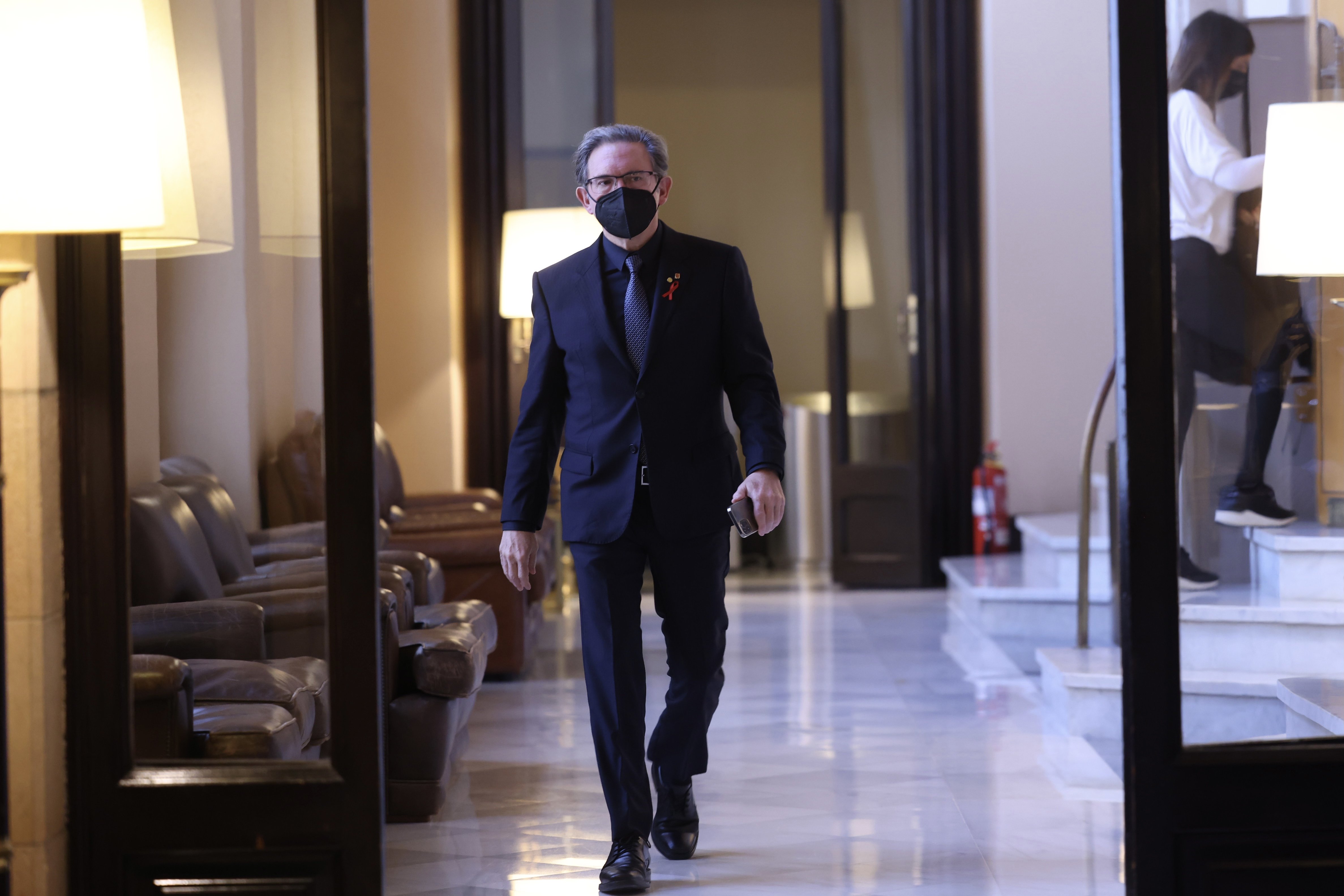 Giró censura a Borrell por la alusión a Puigdemont: "Debería retractarse o dimitir"