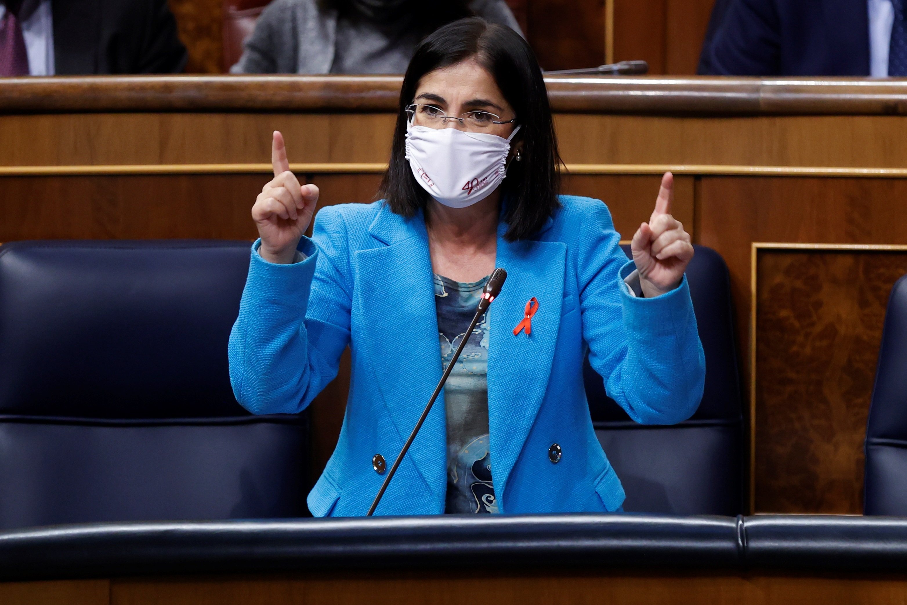 La ministra de Sanidad, Carolina Darias, sesión de control en el congreso - Efe