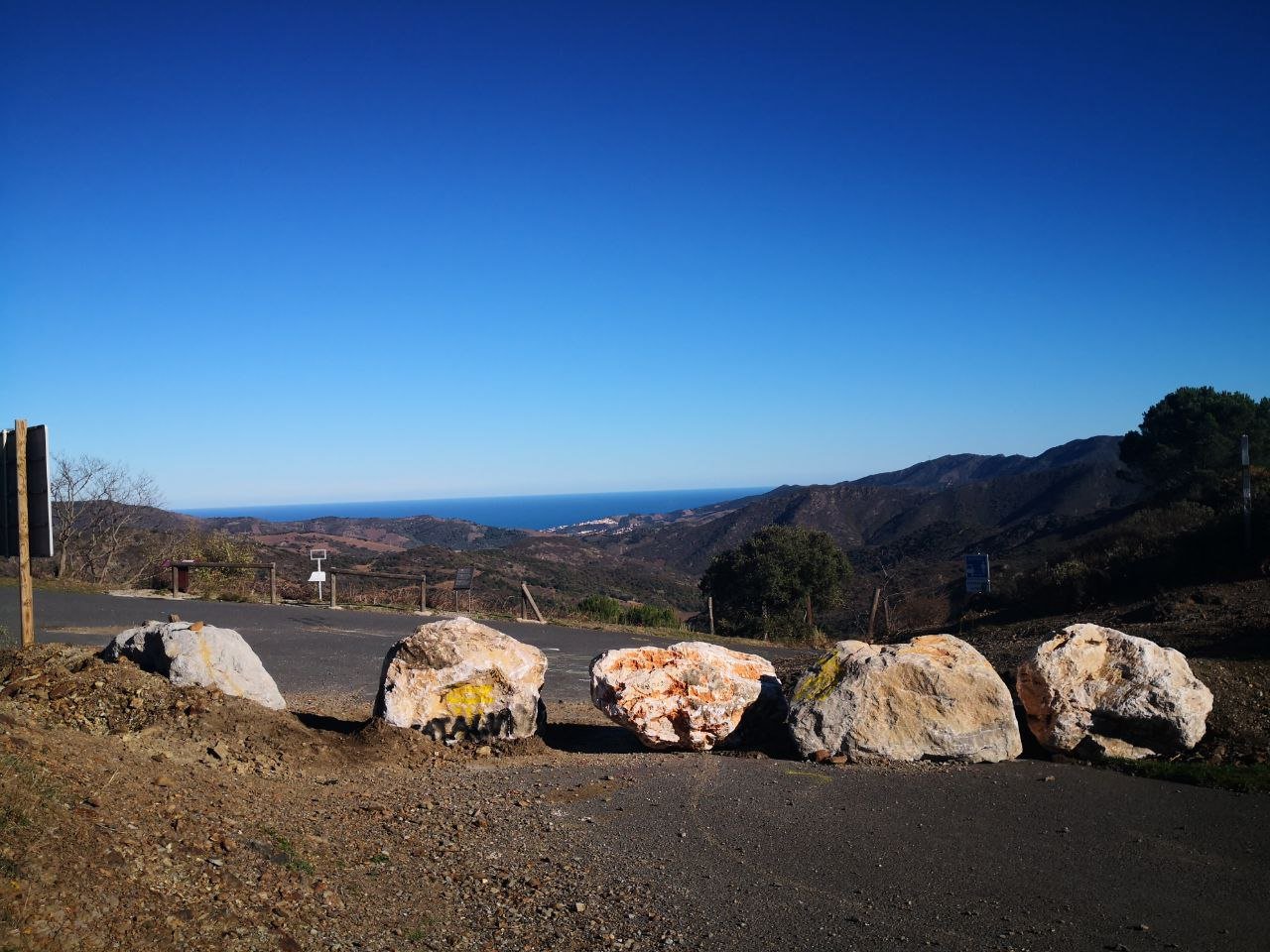 Indignación porque París sigue cortando el paso en el coll de Banyuls