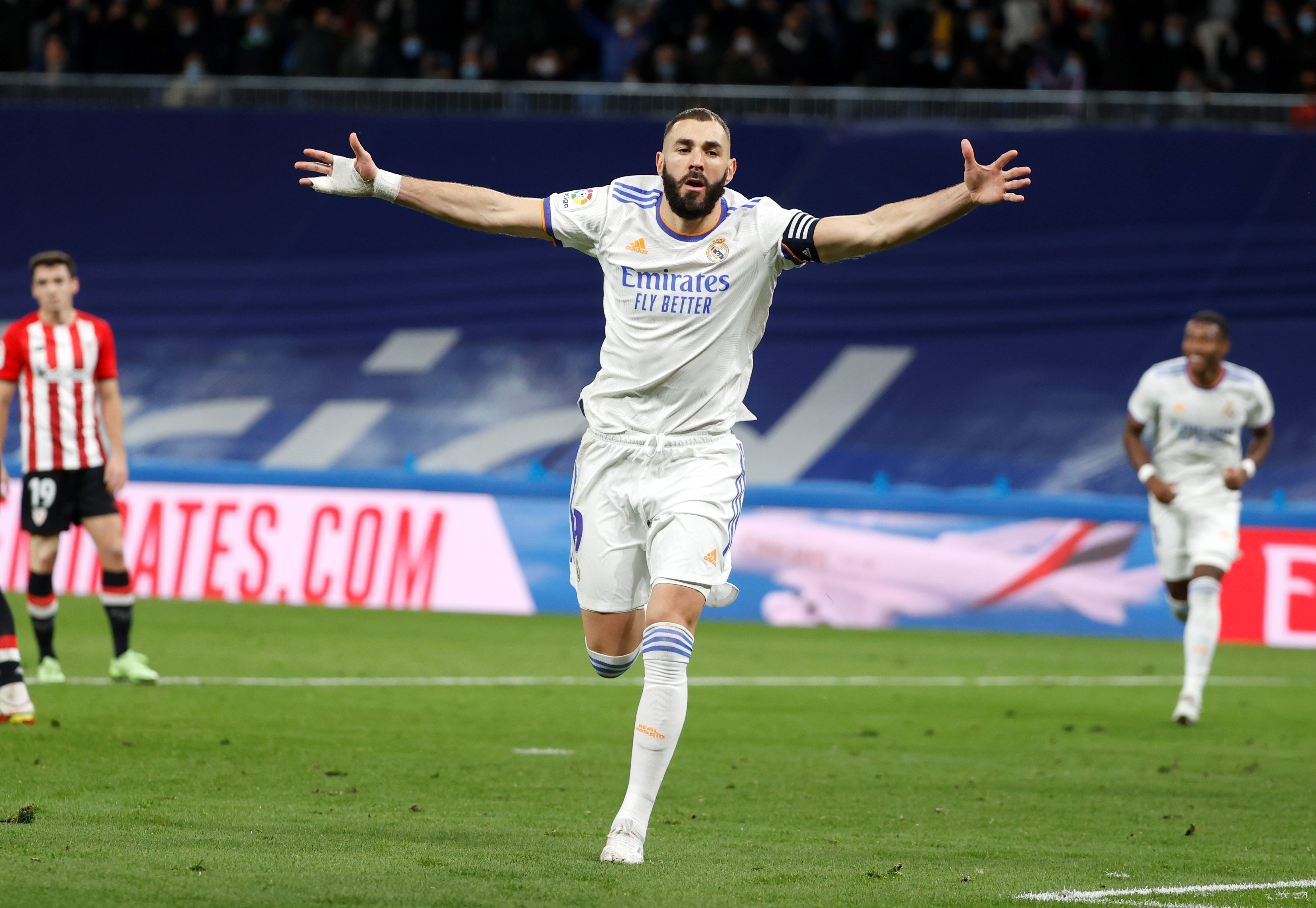 Benzema y la poca puntería del Athletic hace al Madrid todavía más líder (1-0)