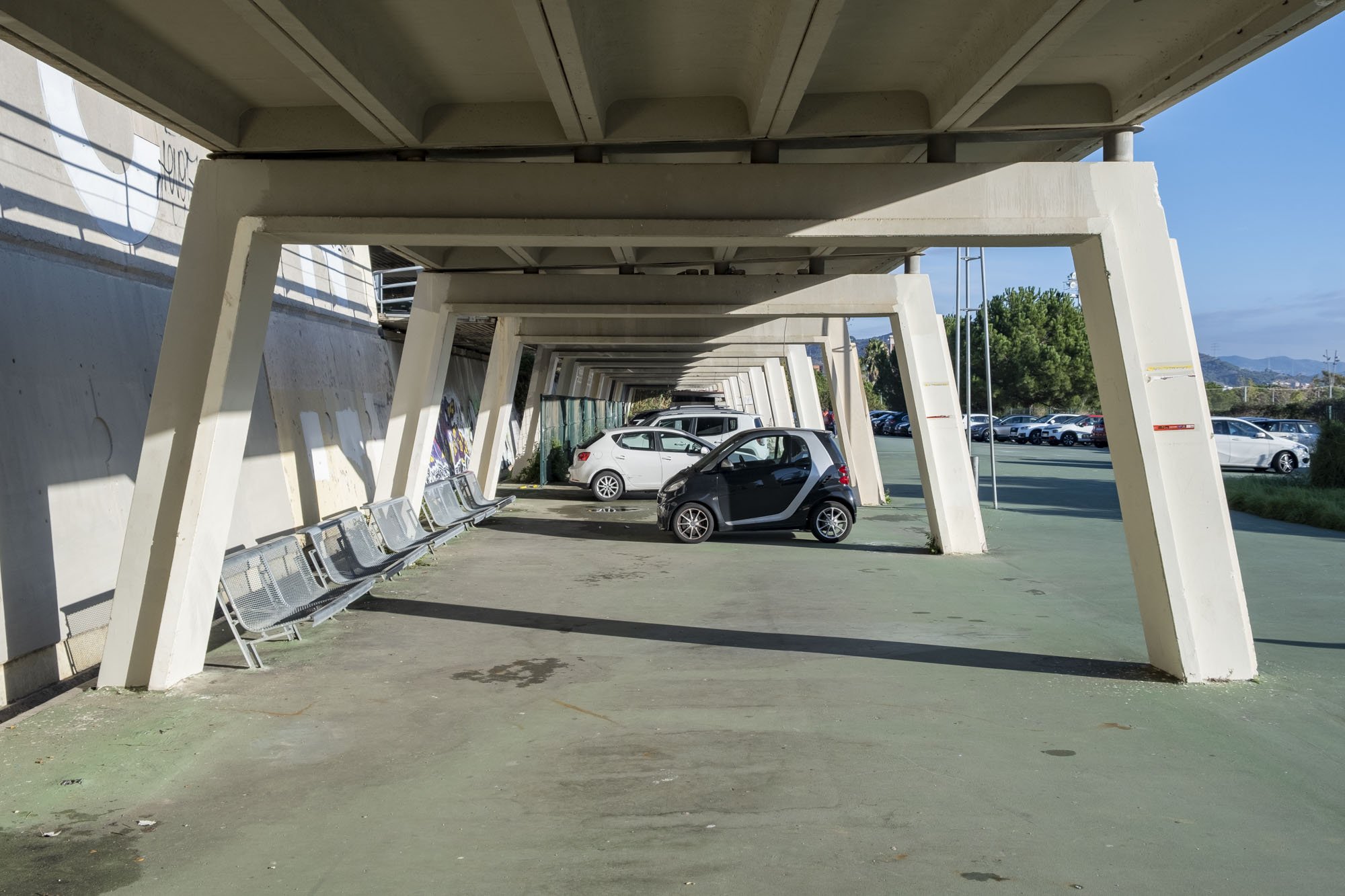 Clatellada del Síndic de Barcelona a l’Ajuntament per un aparcament irregular a Vall d’Hebron