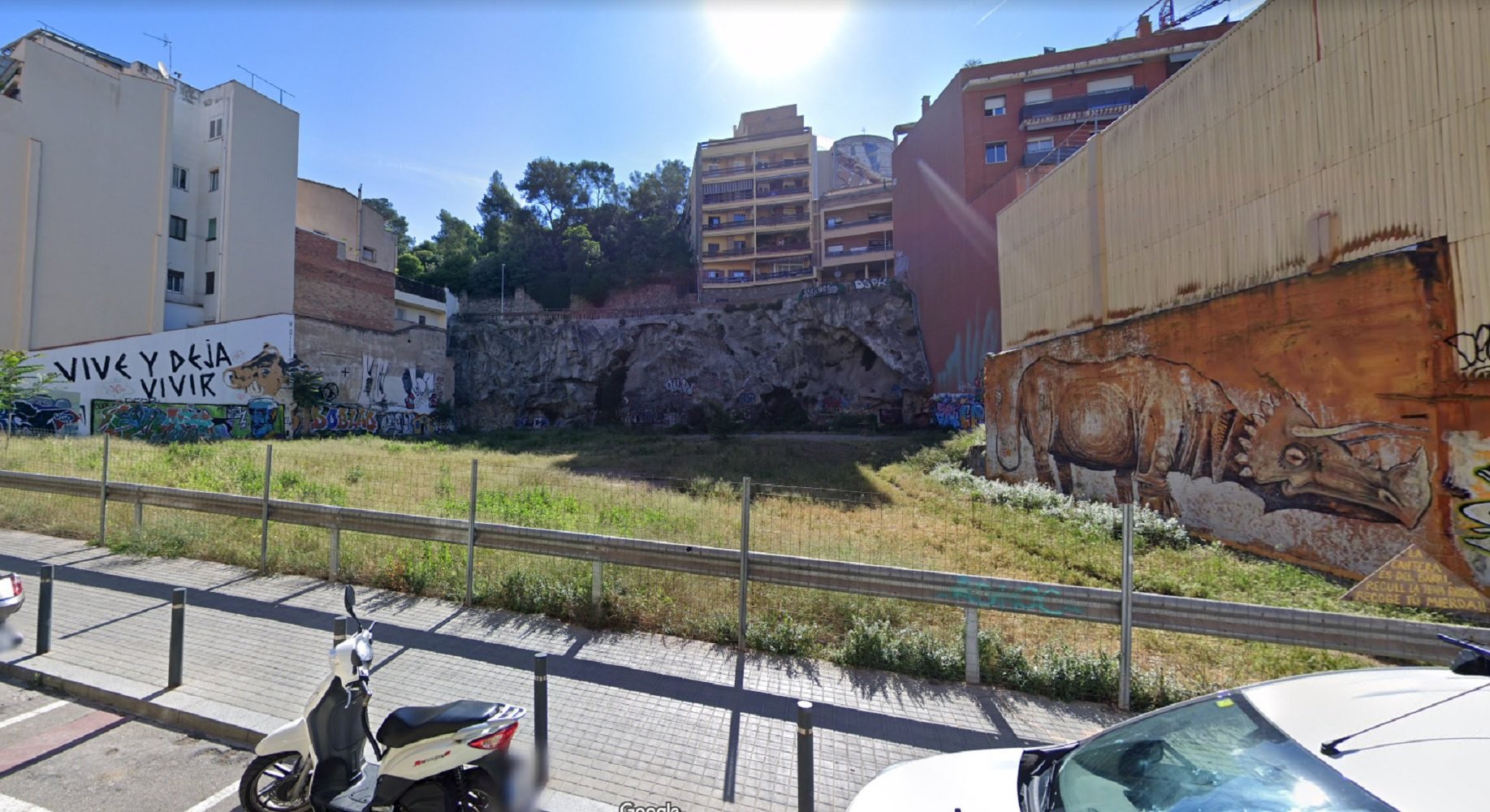Once entidades del barrio de Vallcarca se alían en defensa de 'la Cantera'