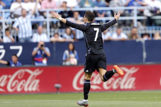 Cristiano Ronaldo celebració gol Reial Madrid Malaga EFE Cristiano Ronaldo celebració gol Reial Madrid Malaga EFE