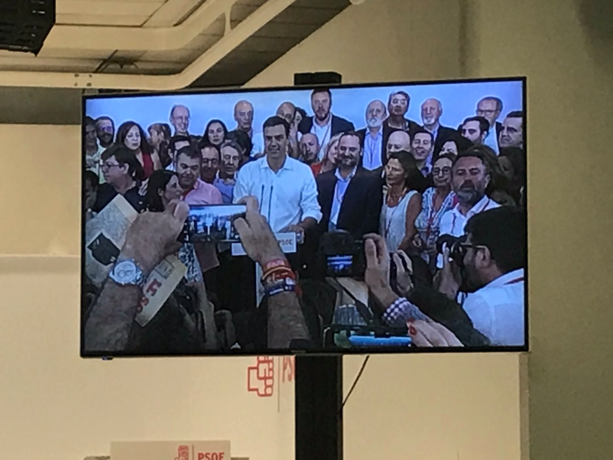 Sánchez promet un "canvi de rumb" a Espanya