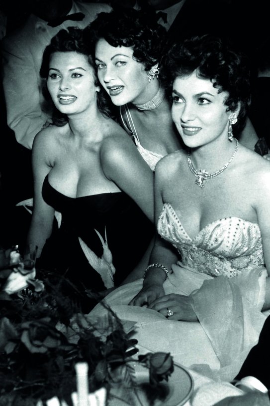 Sophia Loren, Yvonne de Carlo i Gina Lollobrigida