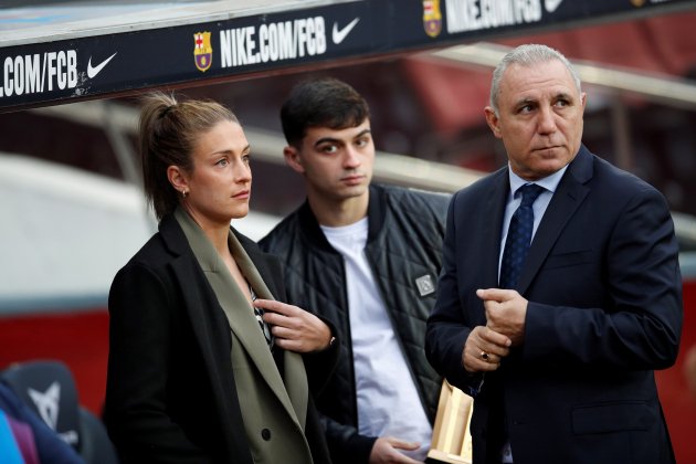 Pedri Alexia Putellas Hristo Stoichkov Camp Nou efe Pedri Alexia Putellas Hristo Stoichkov Camp Nou efe
