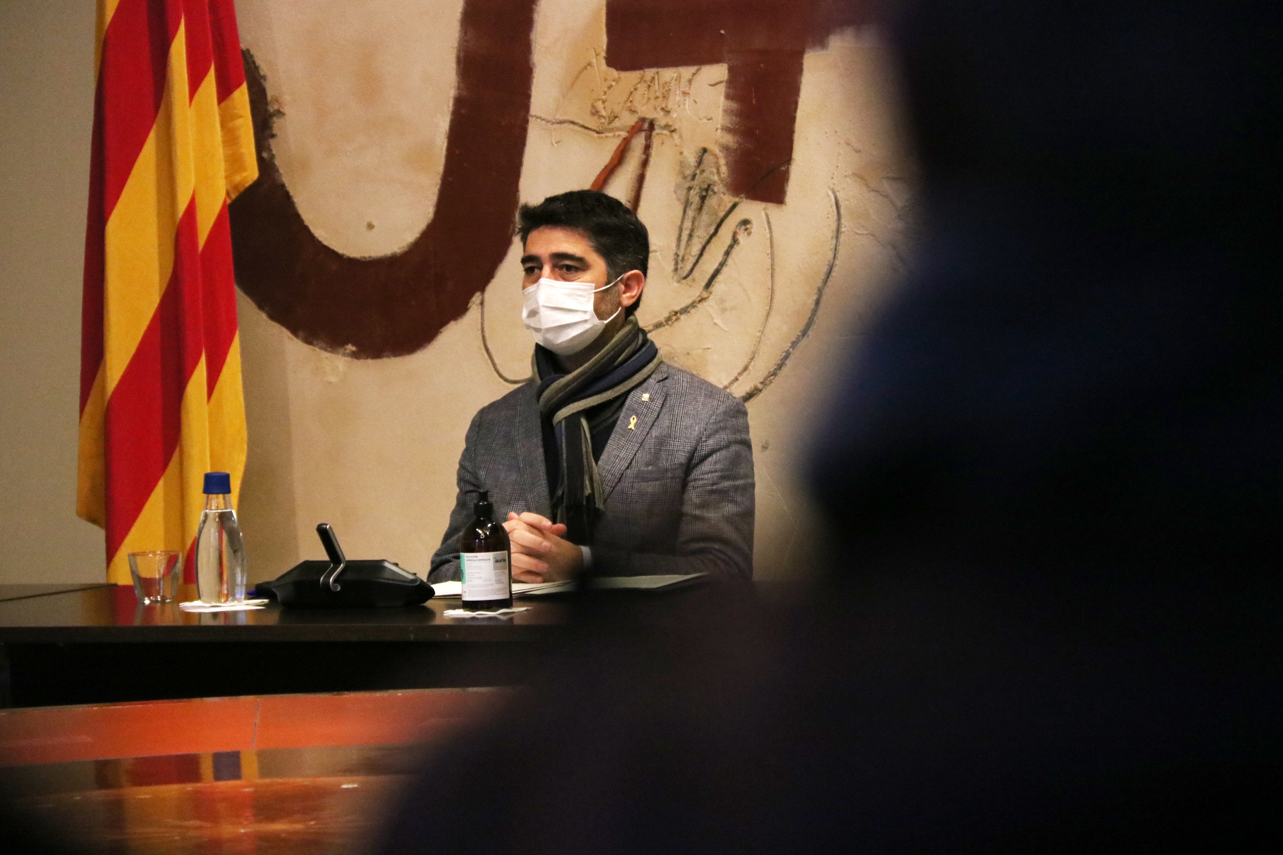 Puigneró, confinat per contacte estret de covid