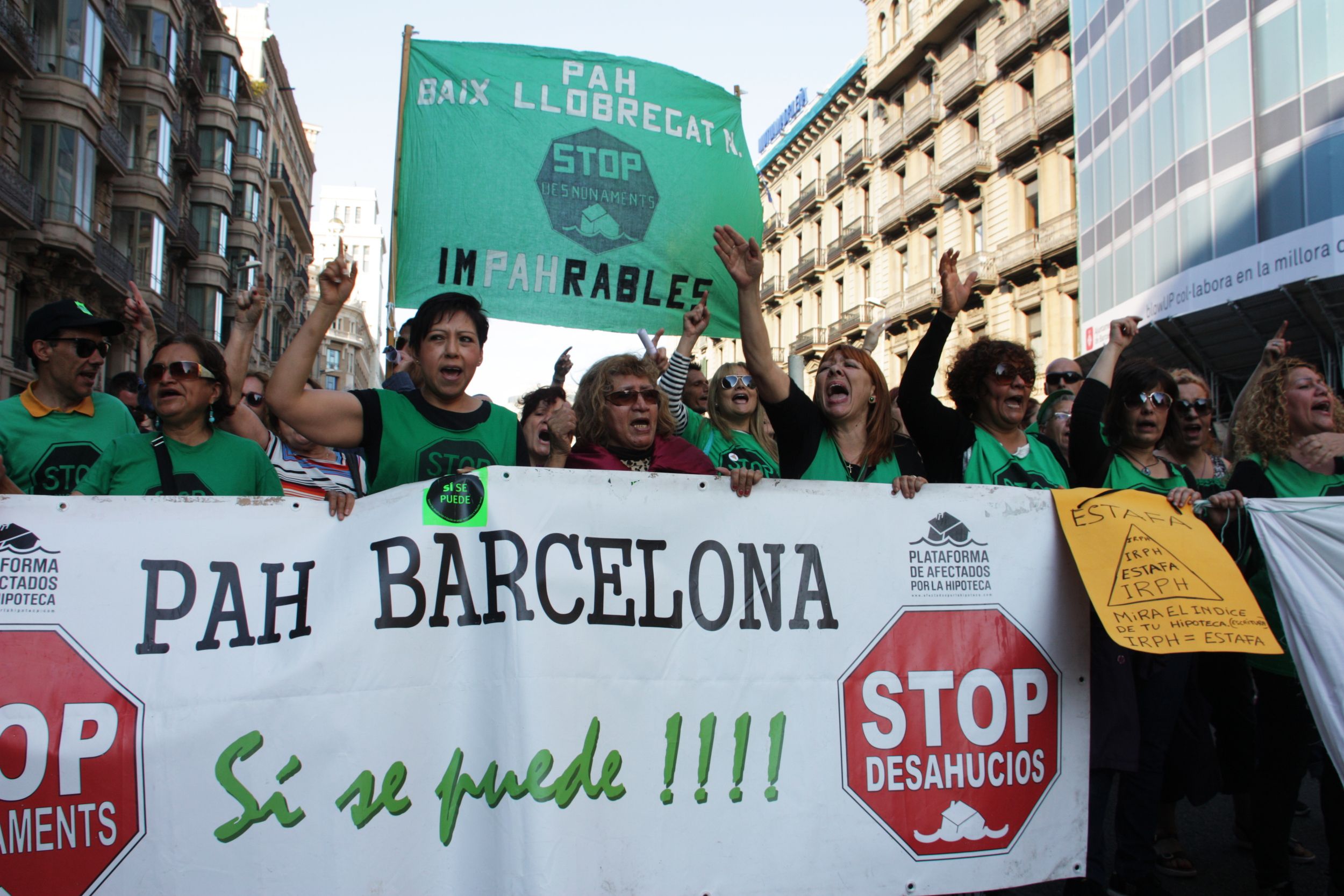 Catalunya, primera en desahucios, despidos y quiebras