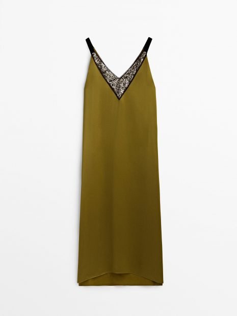 Vestido verde de Massimo Dutti