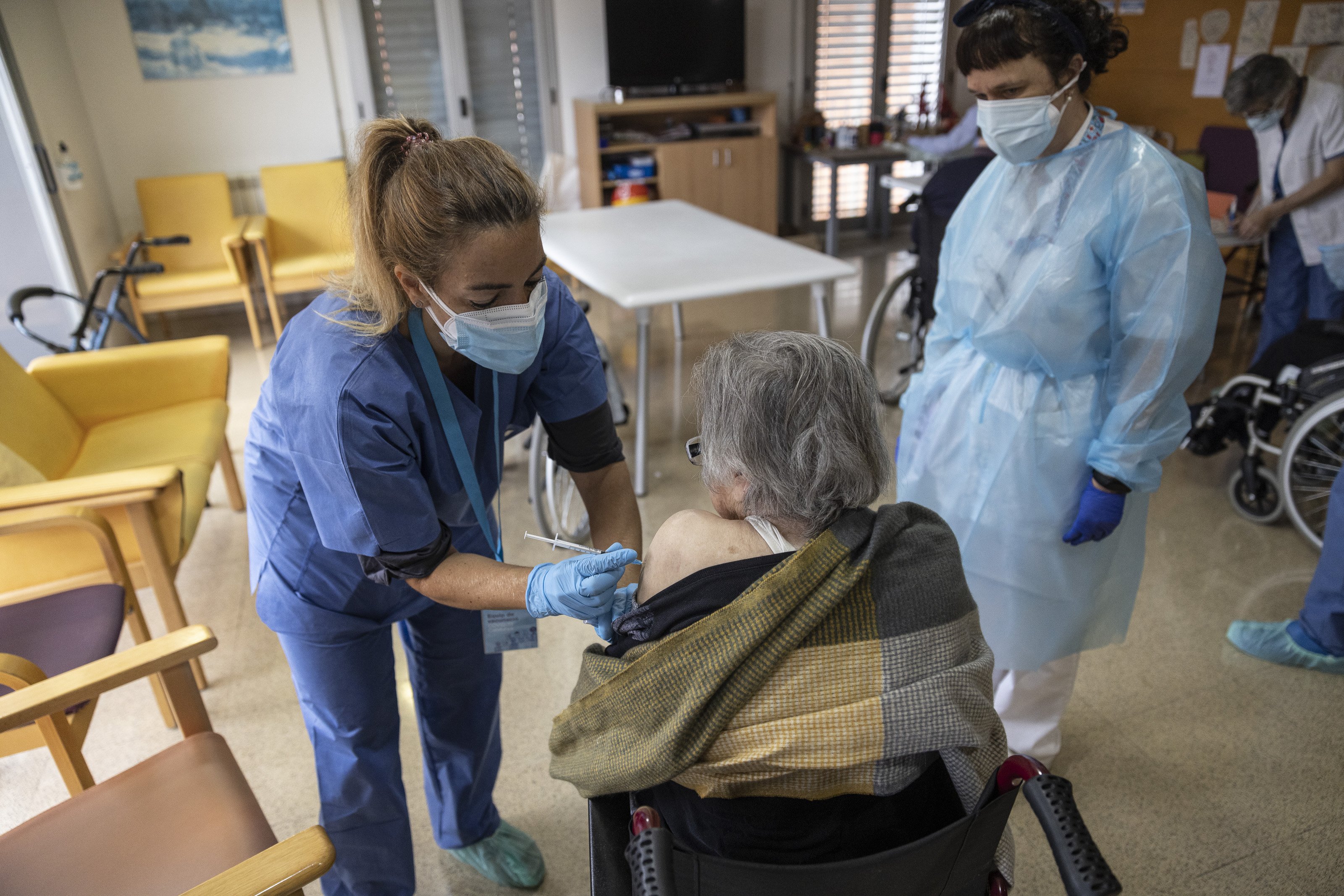 El TSJC avala la prórroga del pasaporte covid en restaurantes 14 días más