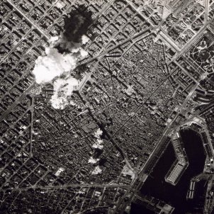 Es subhasta un lot de fotos dels feixistes italians sobre els bombardejos a Catalunya