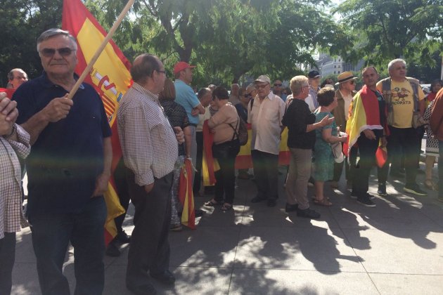 manifestacio falange madrid puigdemont marta lasalas