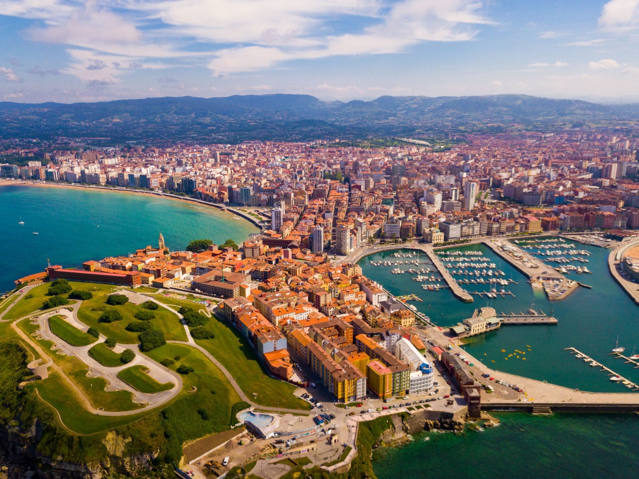 Gijón: estos alojamientos reciben las mejores críticas en Booking