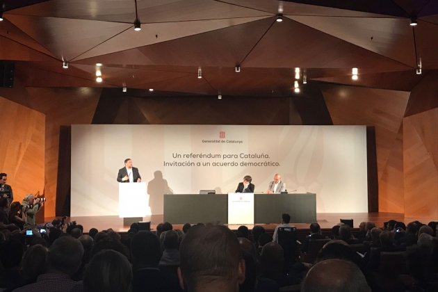 junqueras conferencia madrid estefania