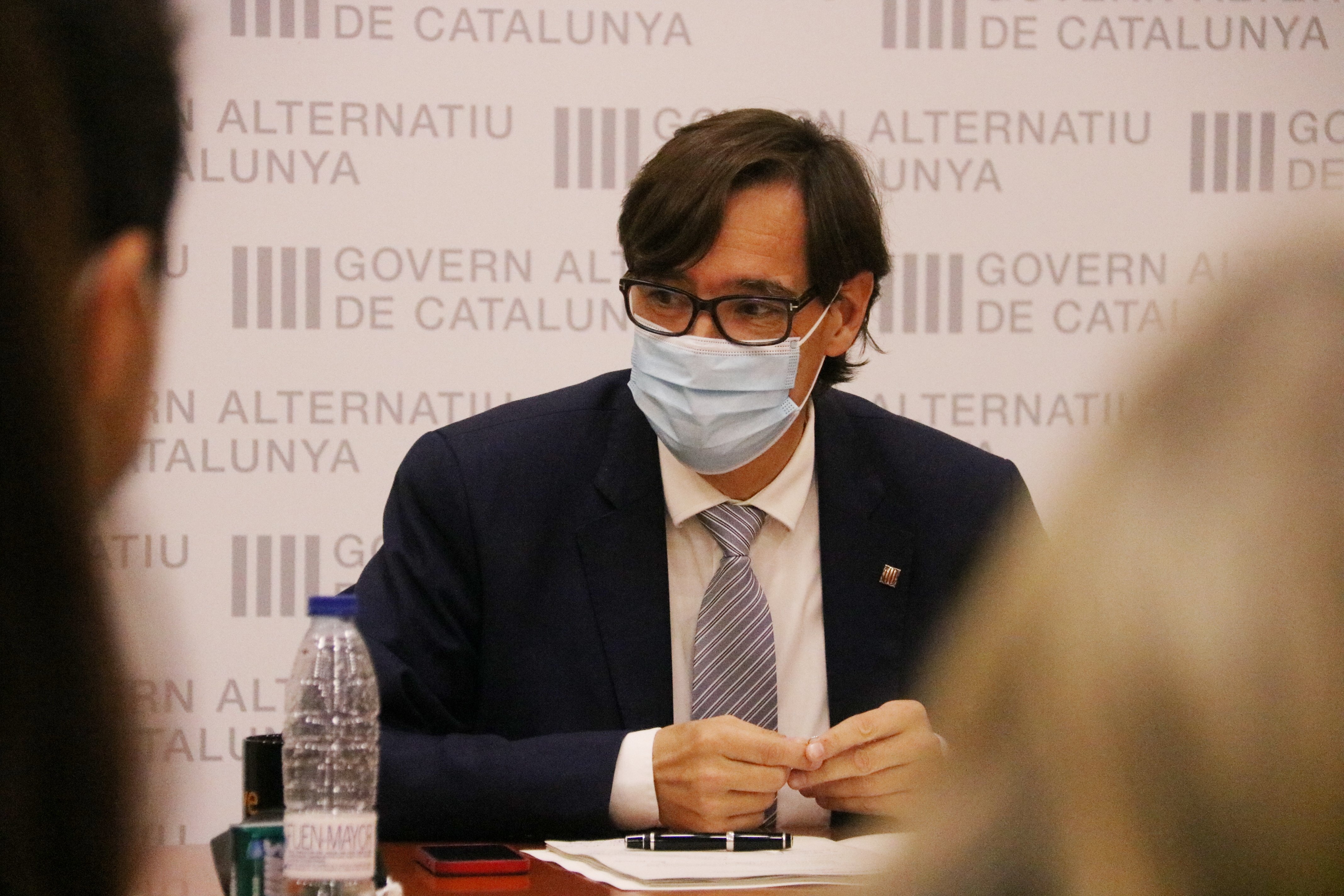 Illa lloa Borrell malgrat la polèmica amb Puigdemont: "Fa una feina magnífica"