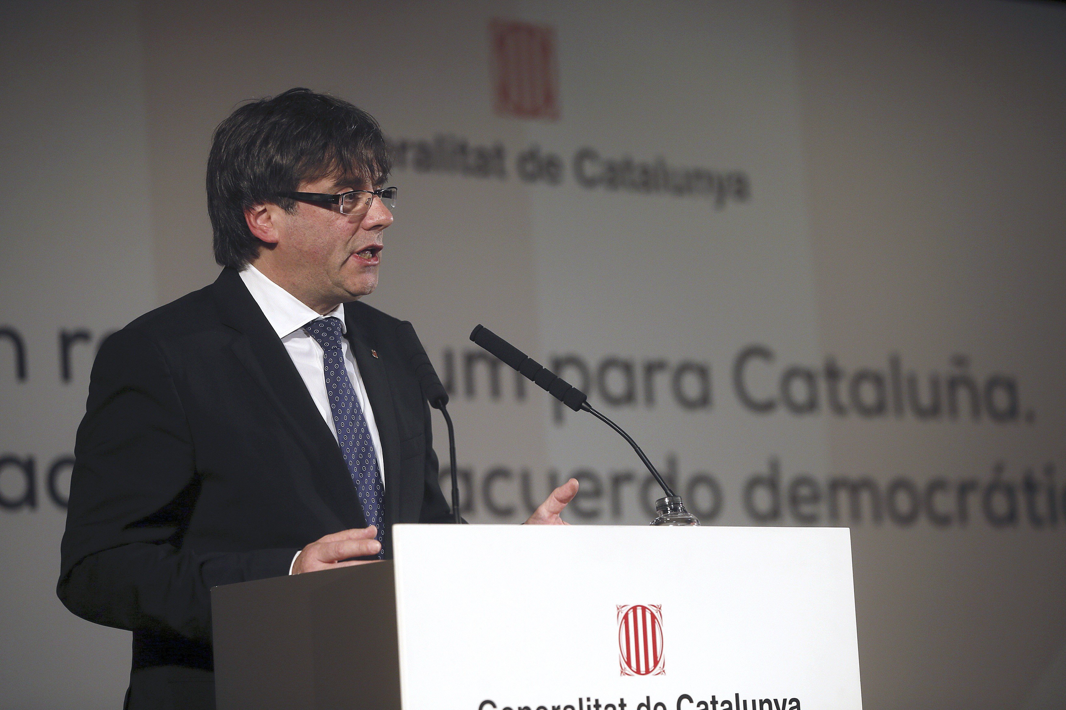 Puigdemont: "Estem disposats a escoltar què proposen, però l’Estat no respon"