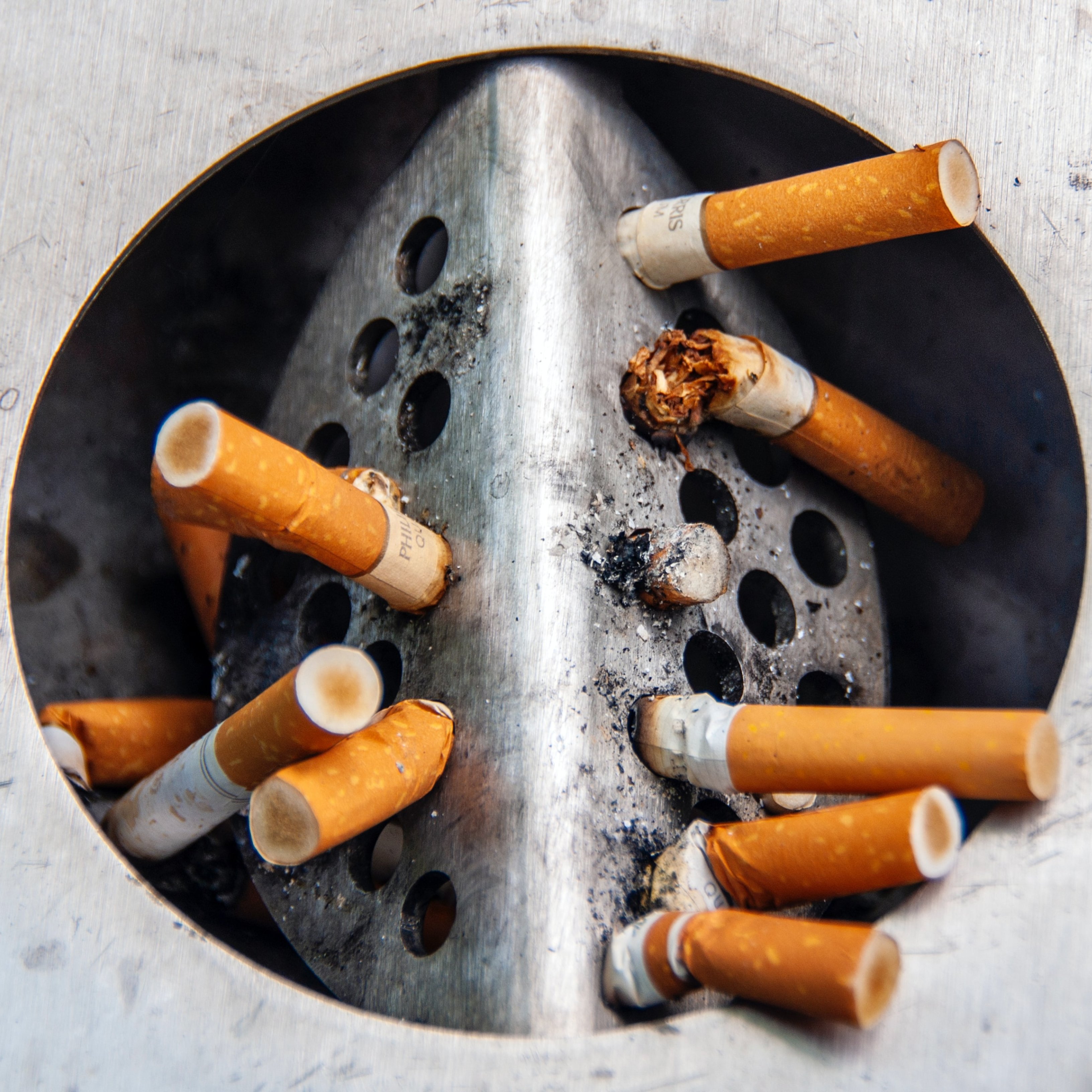 Los sanitarios defienden el nuevo Plan Integral contra el tabaco