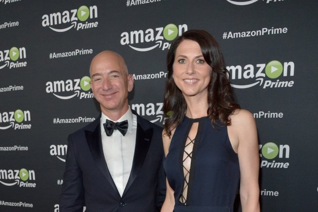 Mackenzie Scott y Jeff Bezos/ Agencia