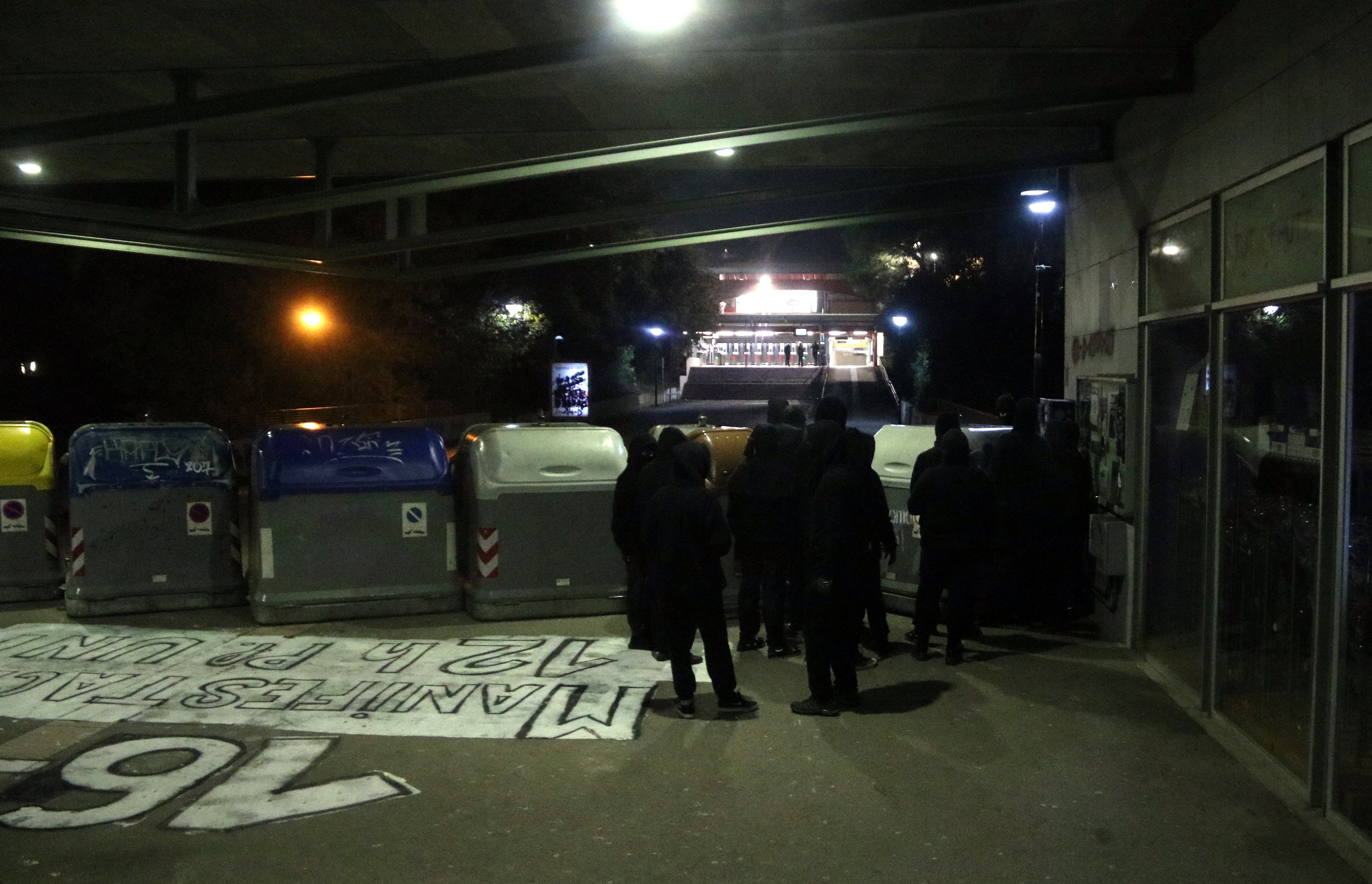 bloqueo estudiantes UAB vaga 16-D /ACN