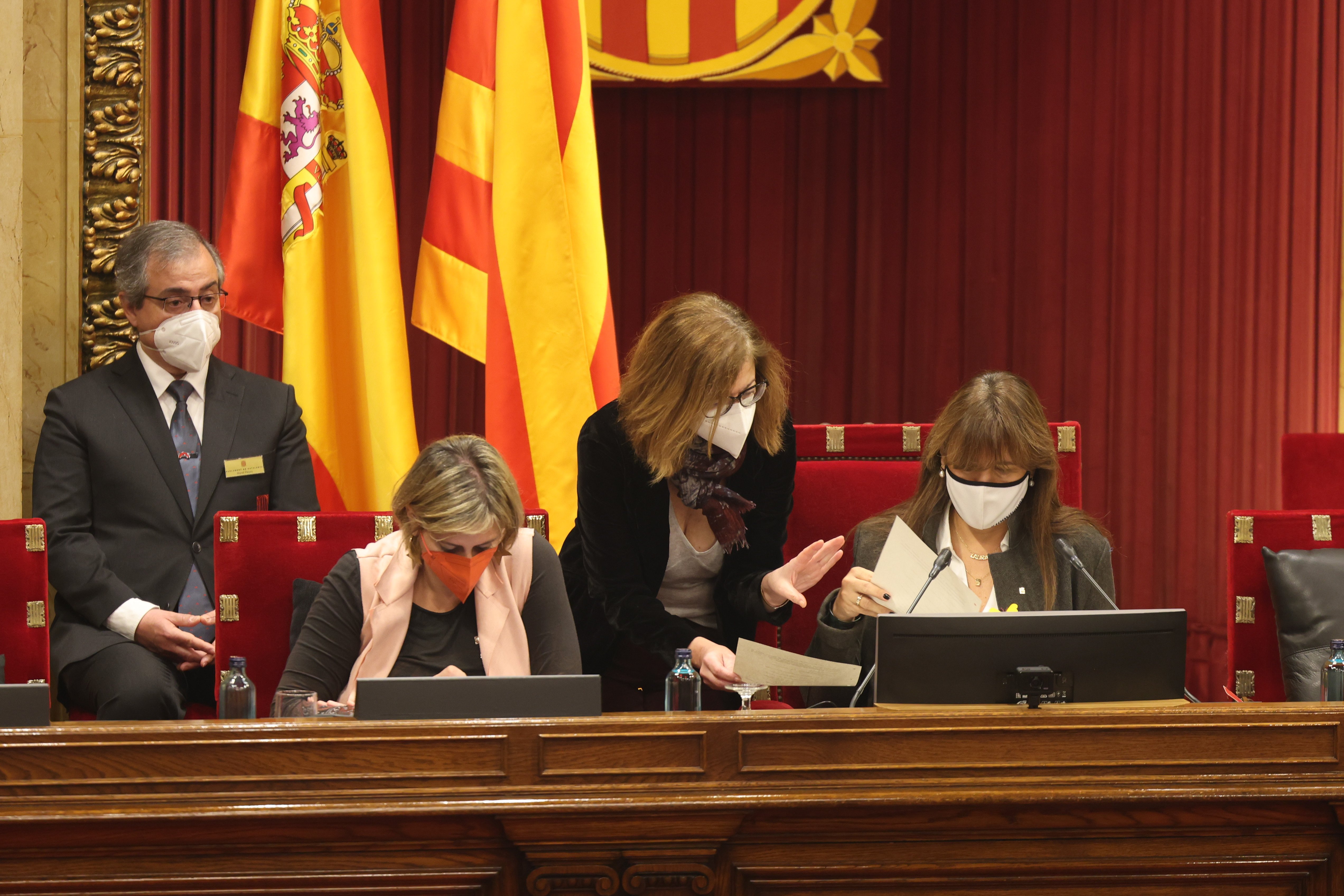 El voto de Lluís Puig activa una nueva pugna de desobediencia en el Parlament