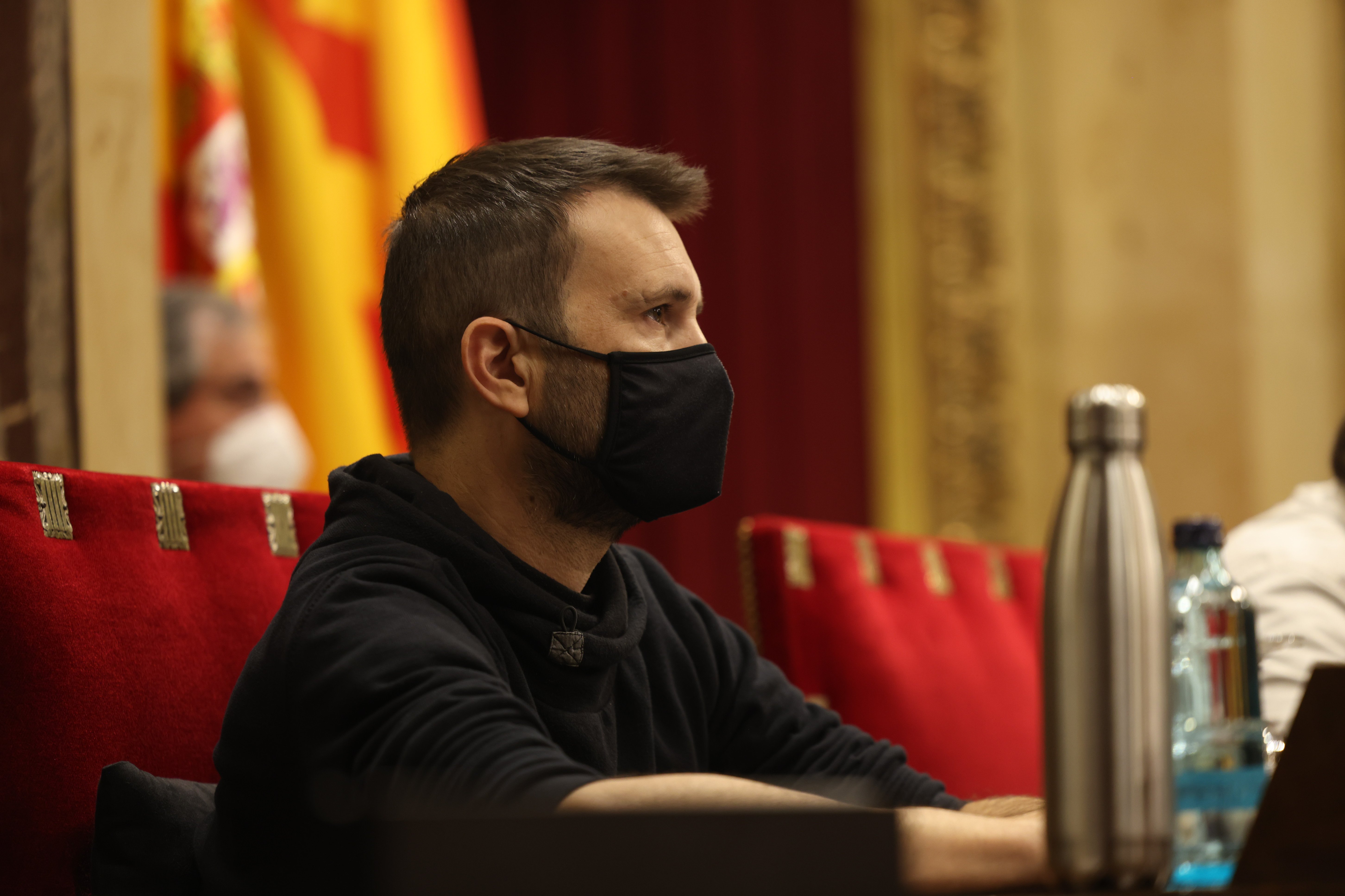 Banned Catalan MP Juvillà takes leave due to health problem but retains his seat