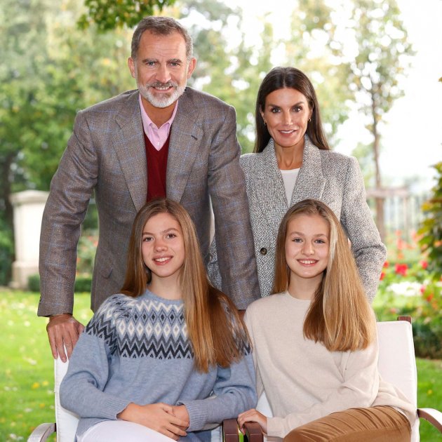 postal navidad casa real