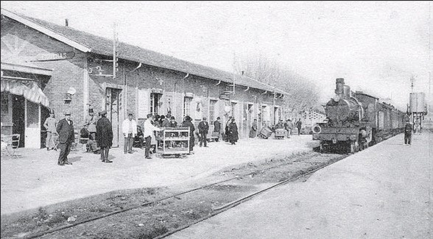 Arriba el primer tren a Figueres, que busca la connexió ferroviària amb França