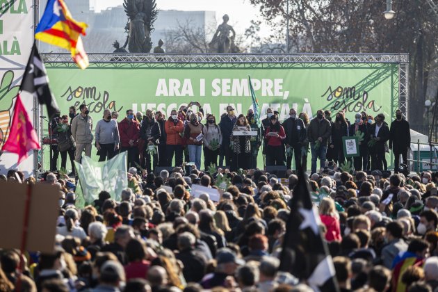 Acte polític a l'arc de triomf / Montse Giralt