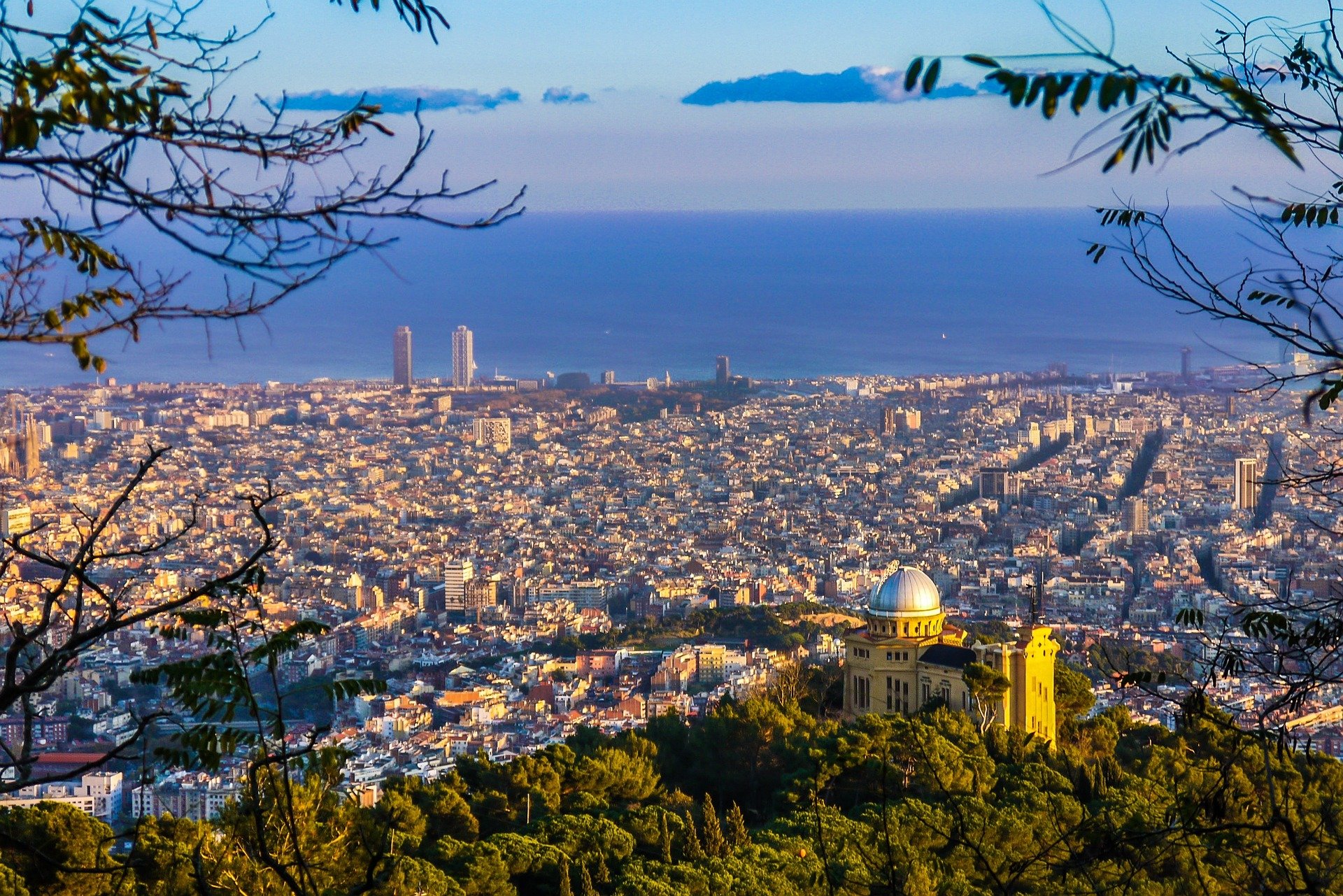 Los termómetros superan 33°C en Catalunya después de la primera noche tropical en Barcelona