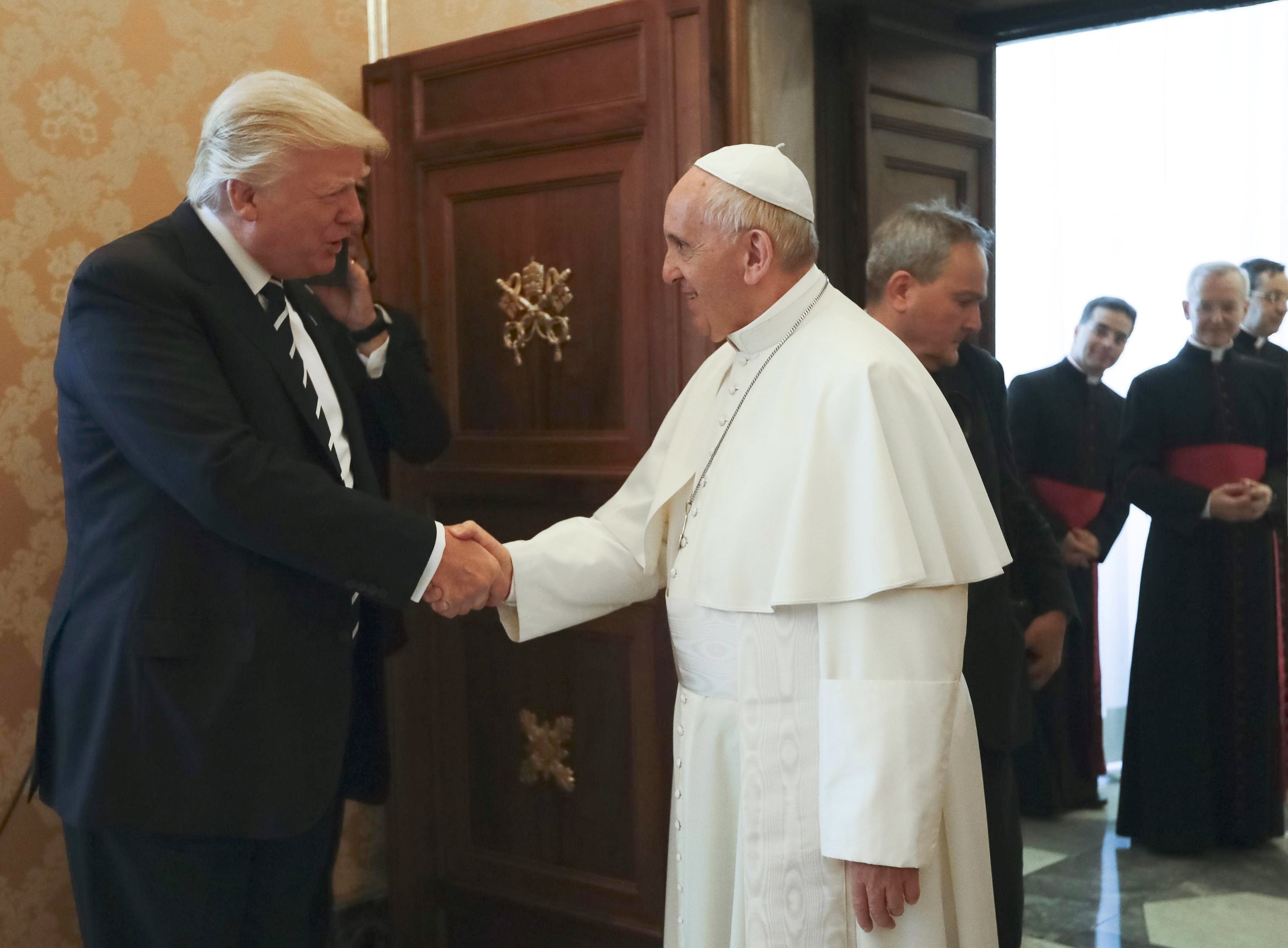 El papa Francisco y Trump se han reunido en privado durante 27 minutos