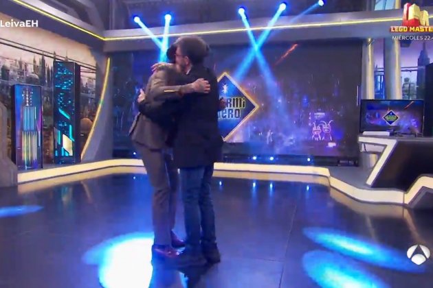 Pablo Motos abrazo Leiva Antena 3