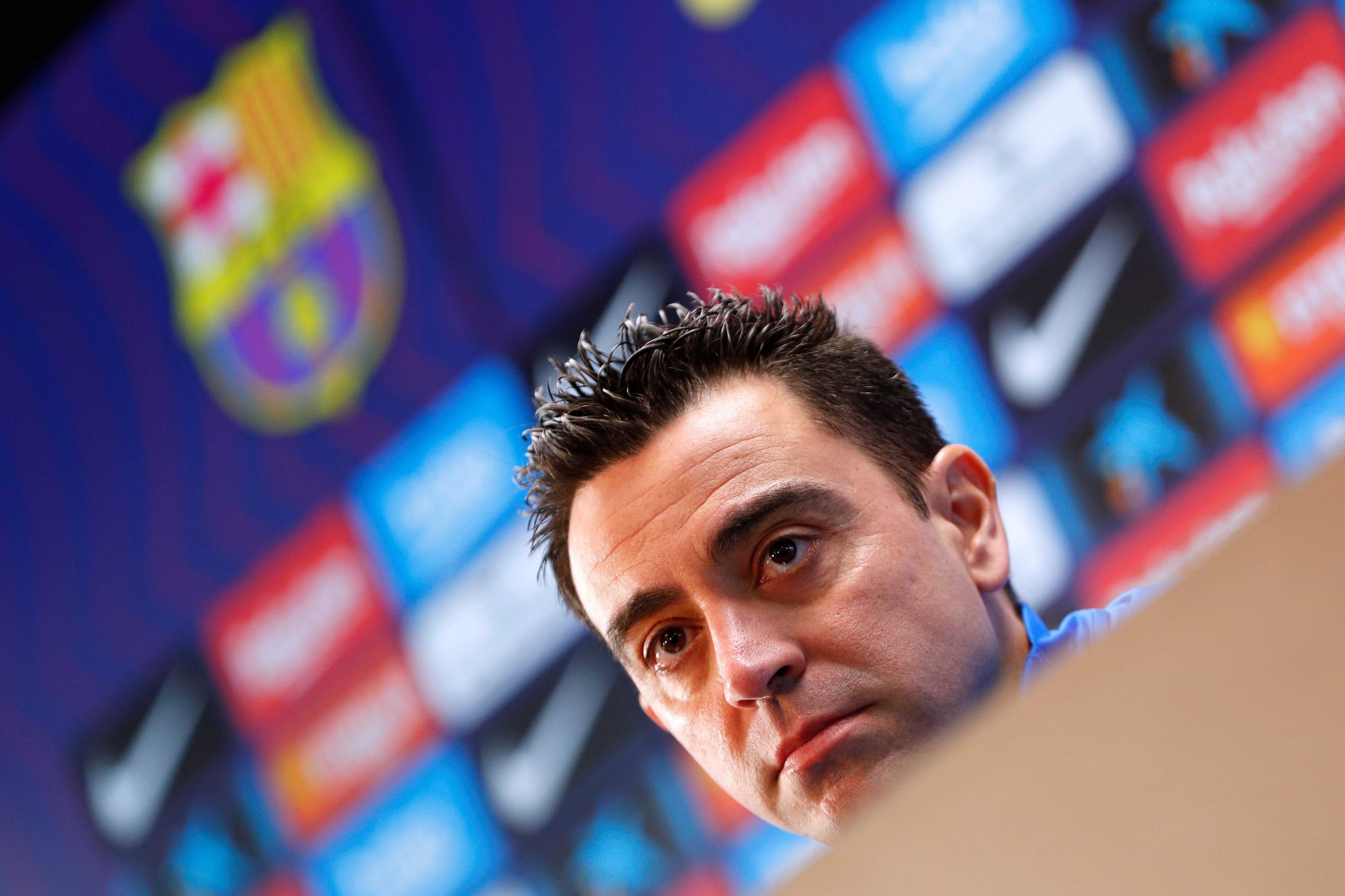 La Reial Societat va vetar la negociació per anar amb Xavi Hernández i ara l'Arsenal està a prop de fitxar-lo