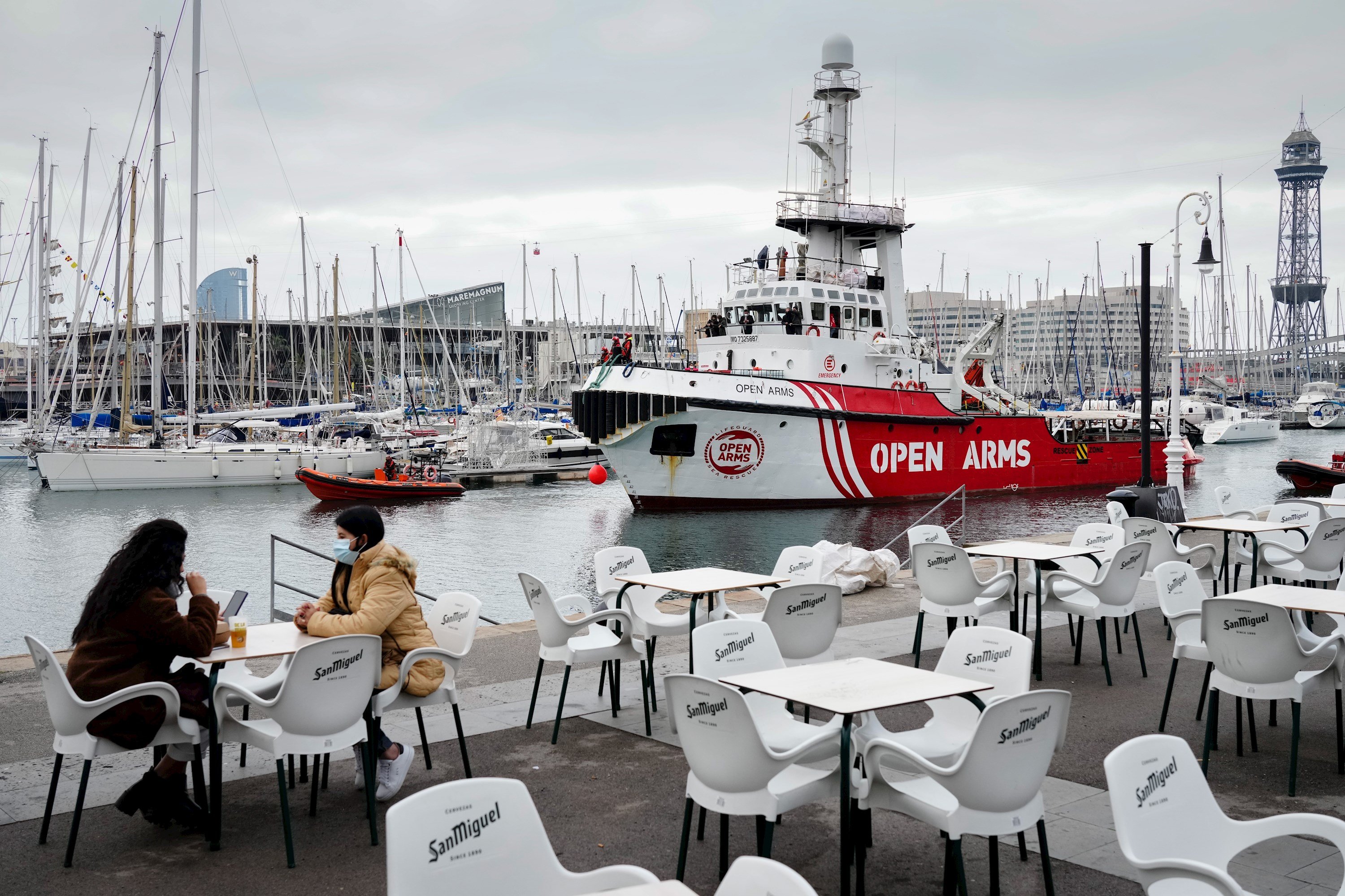 Puertas abiertas en el barco de Open Arms en el Port de Barcelona