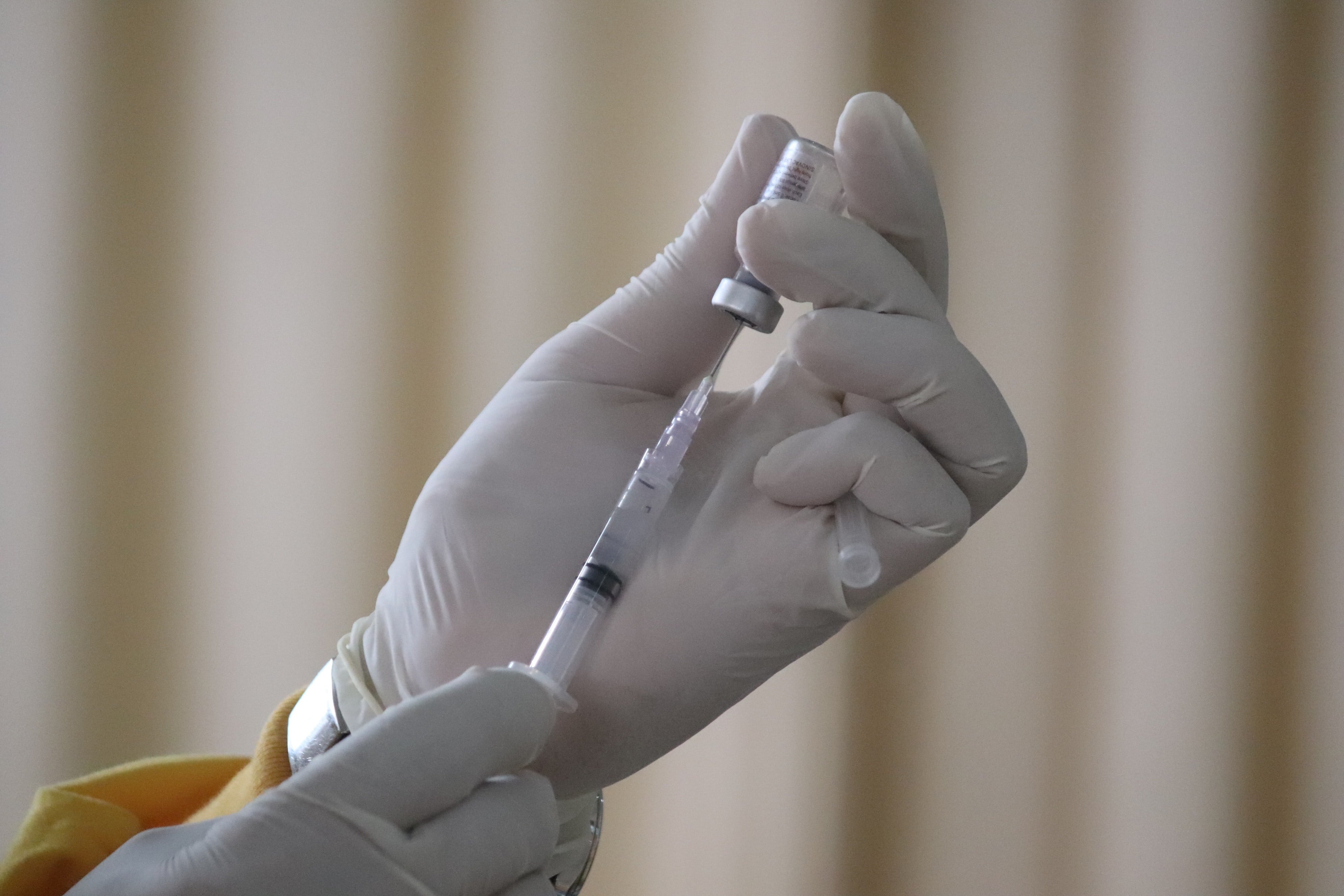 Què se'n sap de la quarta dosi de la vacuna contra la covid?