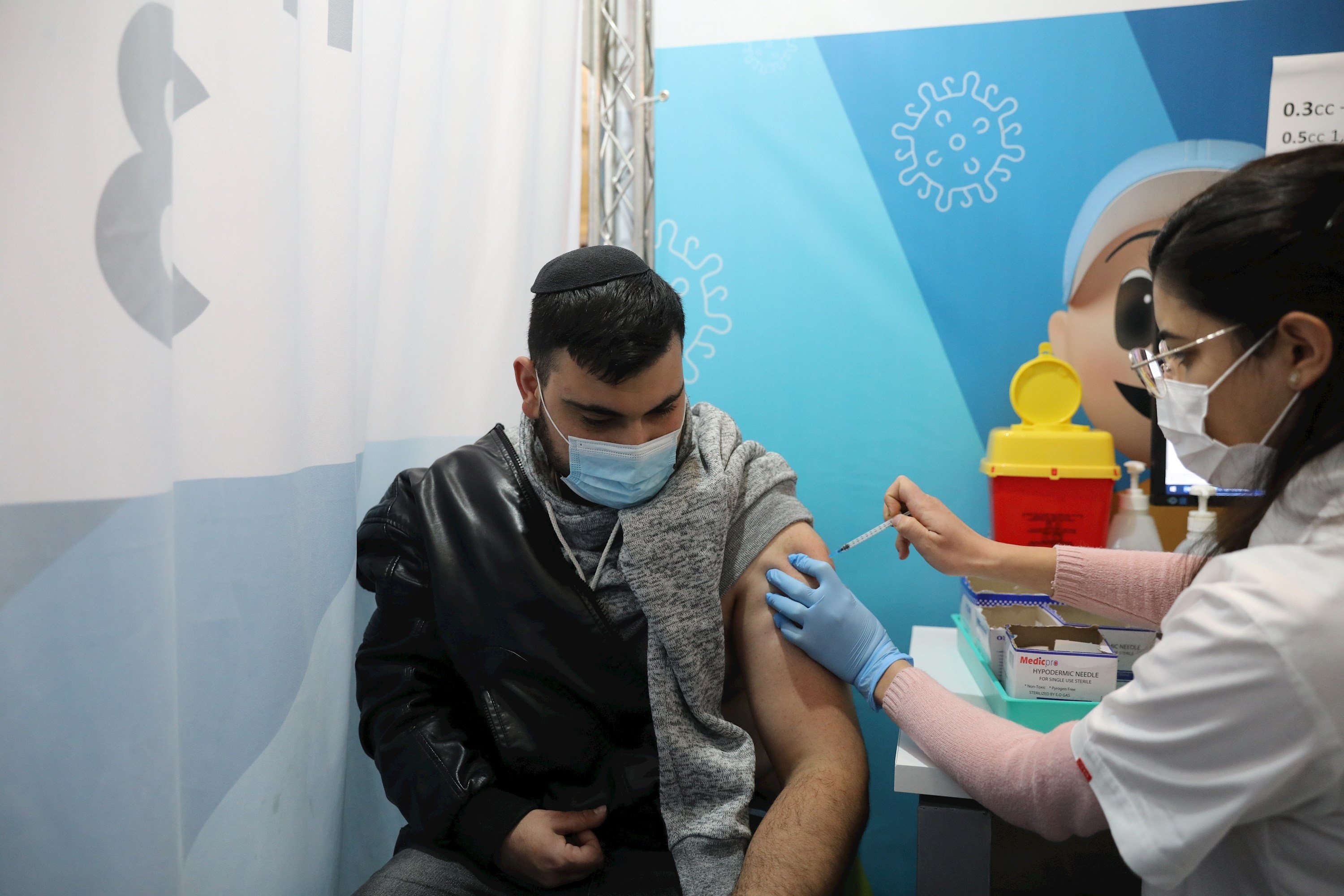 Israel comienza el ensayo clínico con la cuarta dosis de la vacuna