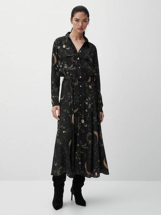 Vestit negre de Massimo Dutti