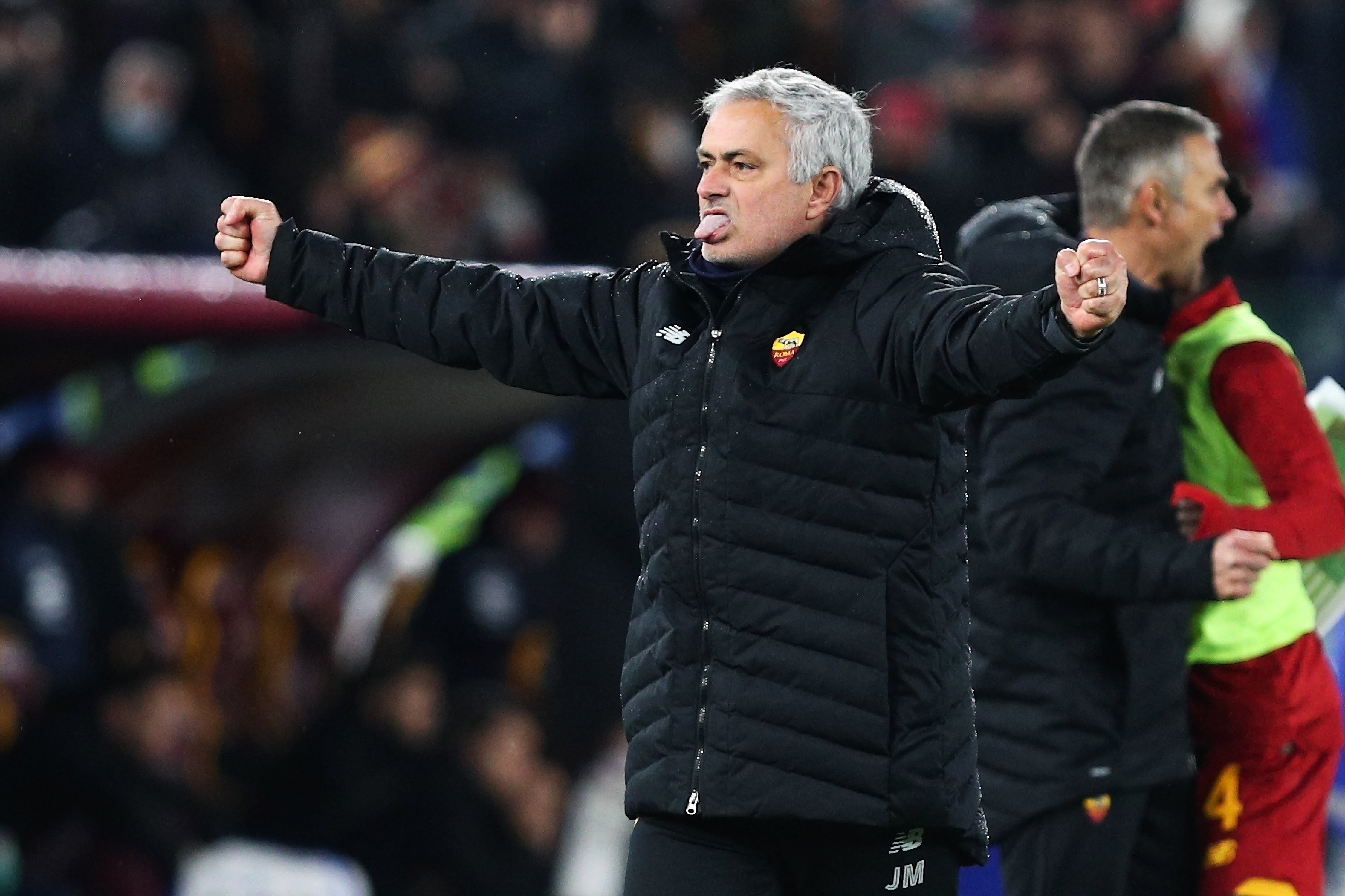 Mourinho lo convence para que deje el Barça y firme con la Roma, no quiere seguir con Xavi Hernández