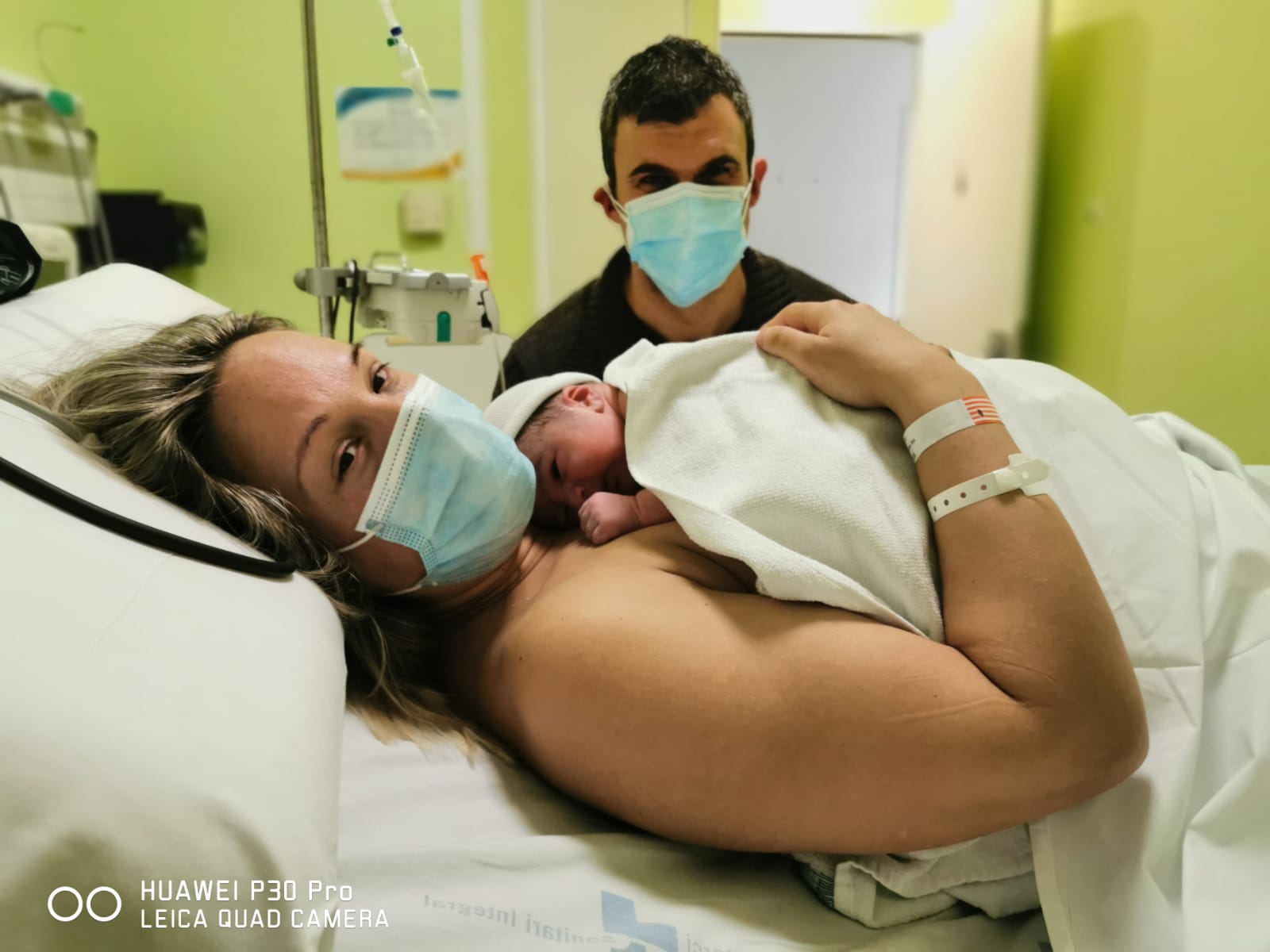 JxCat pide que las familias tengan más tiempo para escoger los apellidos del hijo