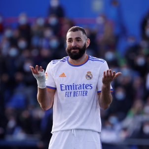 Benzema va de cara i posa l'oferta per sortir del Reial Madrid sobre la taula de Florentino Pérez
