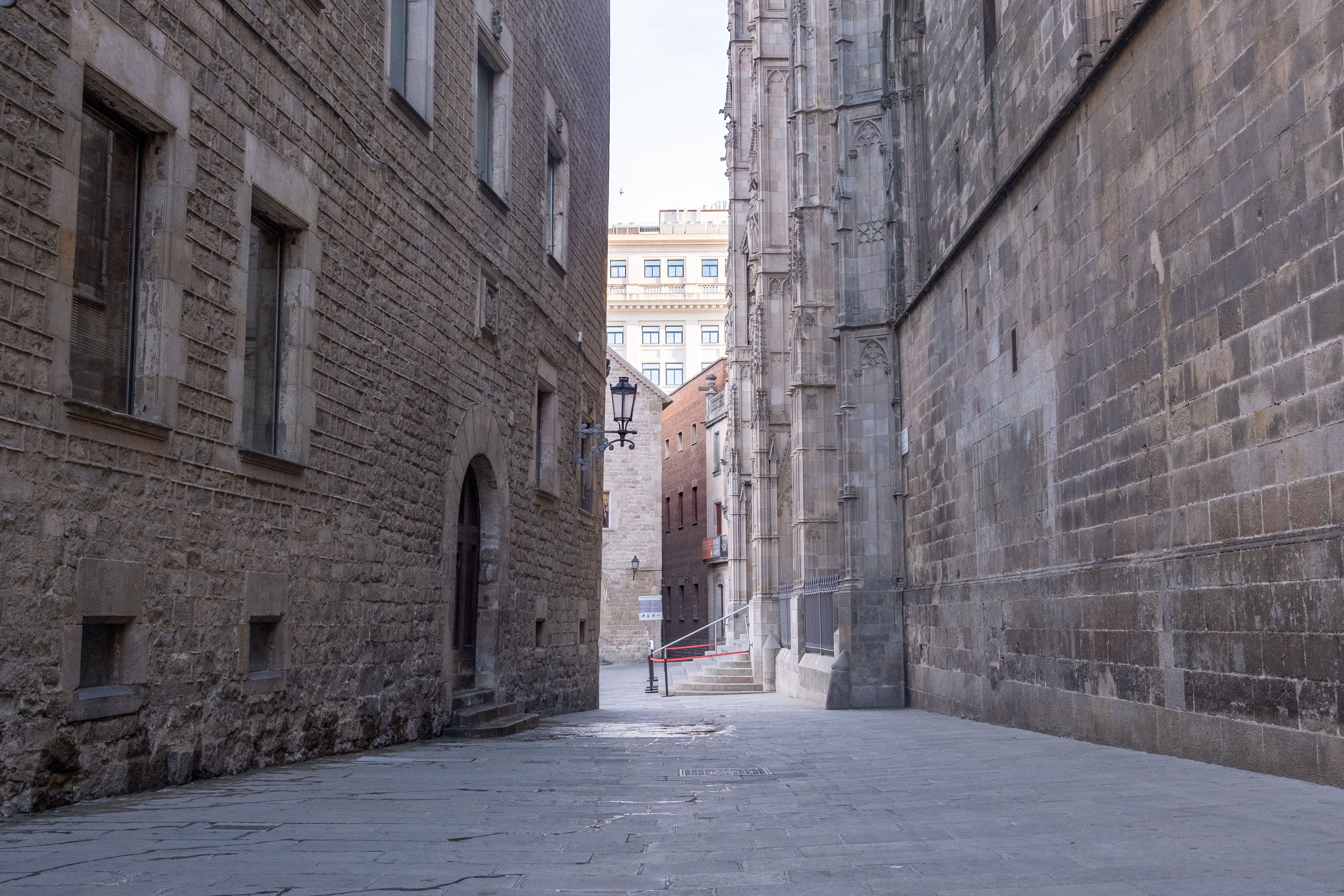 Cinc vestigis franquistes persistents a Barcelona