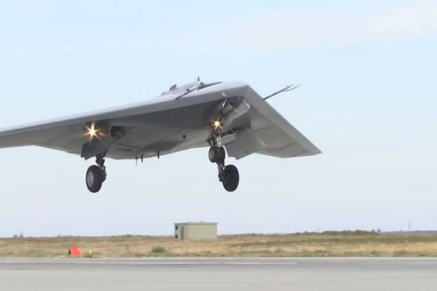 Dron S 70 Okhotnik