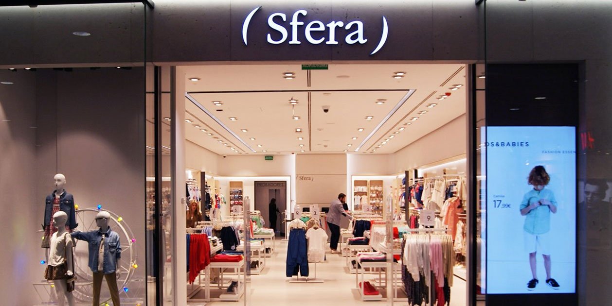 Si algo garantiza el nuevo vestido túnica estampado de Sfera es que no vas a pasar desapercibida