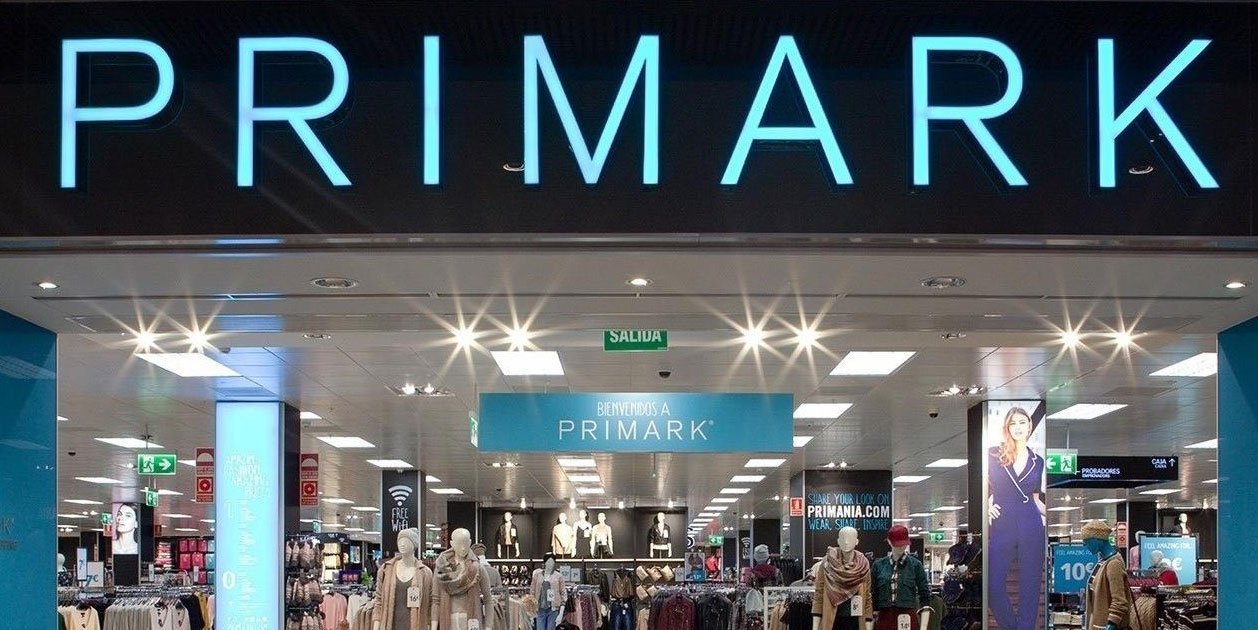 Primark sorprende a España con el pijama que te hará sentir como una diva Hollywood