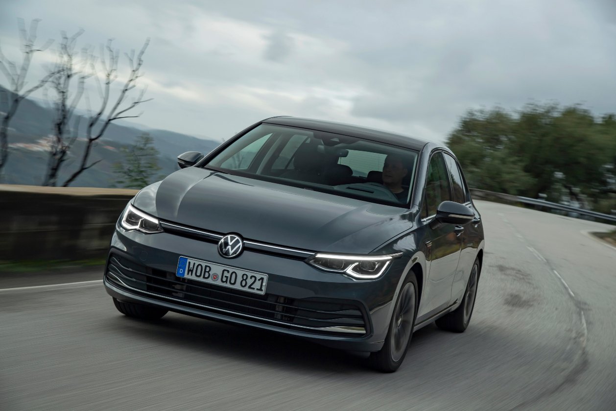 El Volkswagen Golf cae en picado en ventas y hay un nuevo rey en España que ocupa su lugar