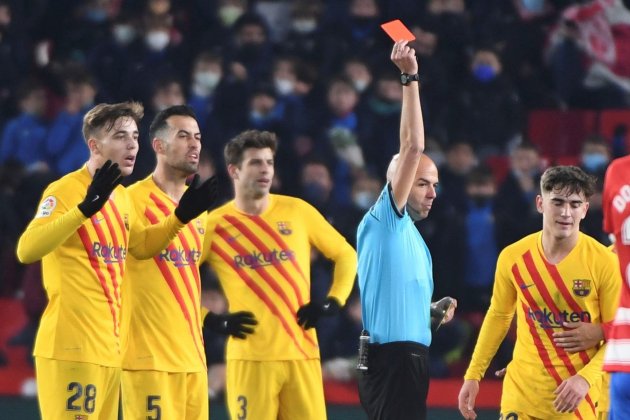 expulsion gavi granada fc barcelona efe