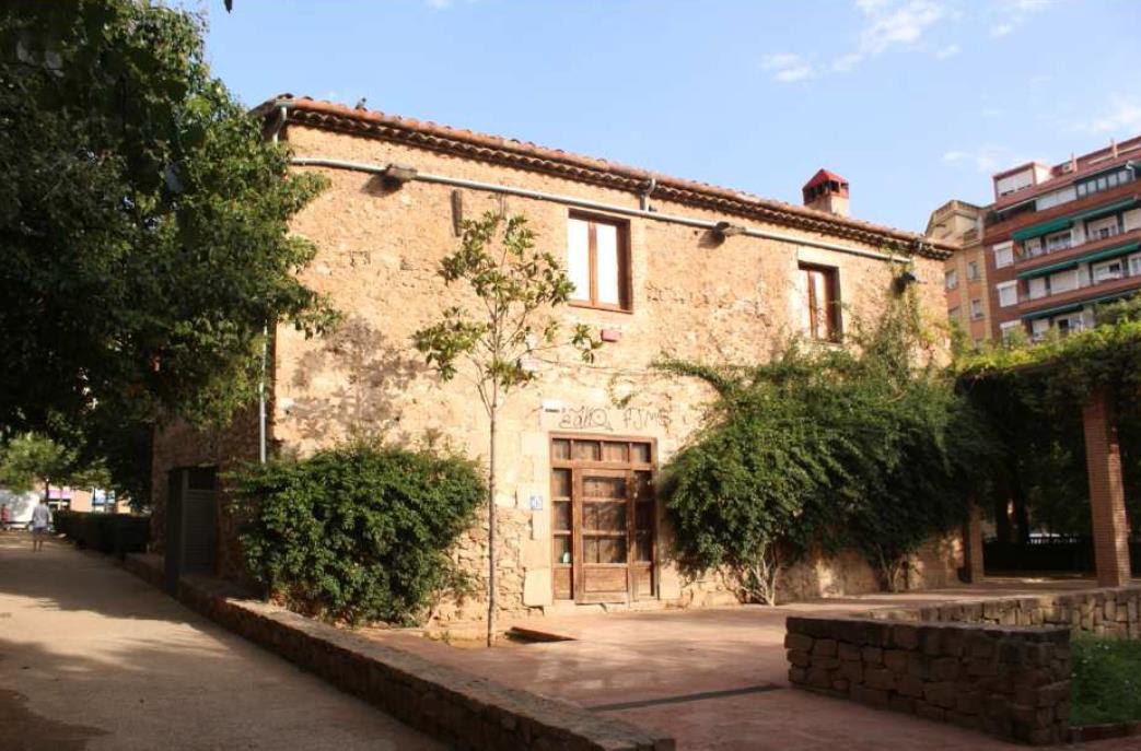 Can Miralletes, masia del segle XVIII del Camp de l’Arpa, serà rehabilitada
