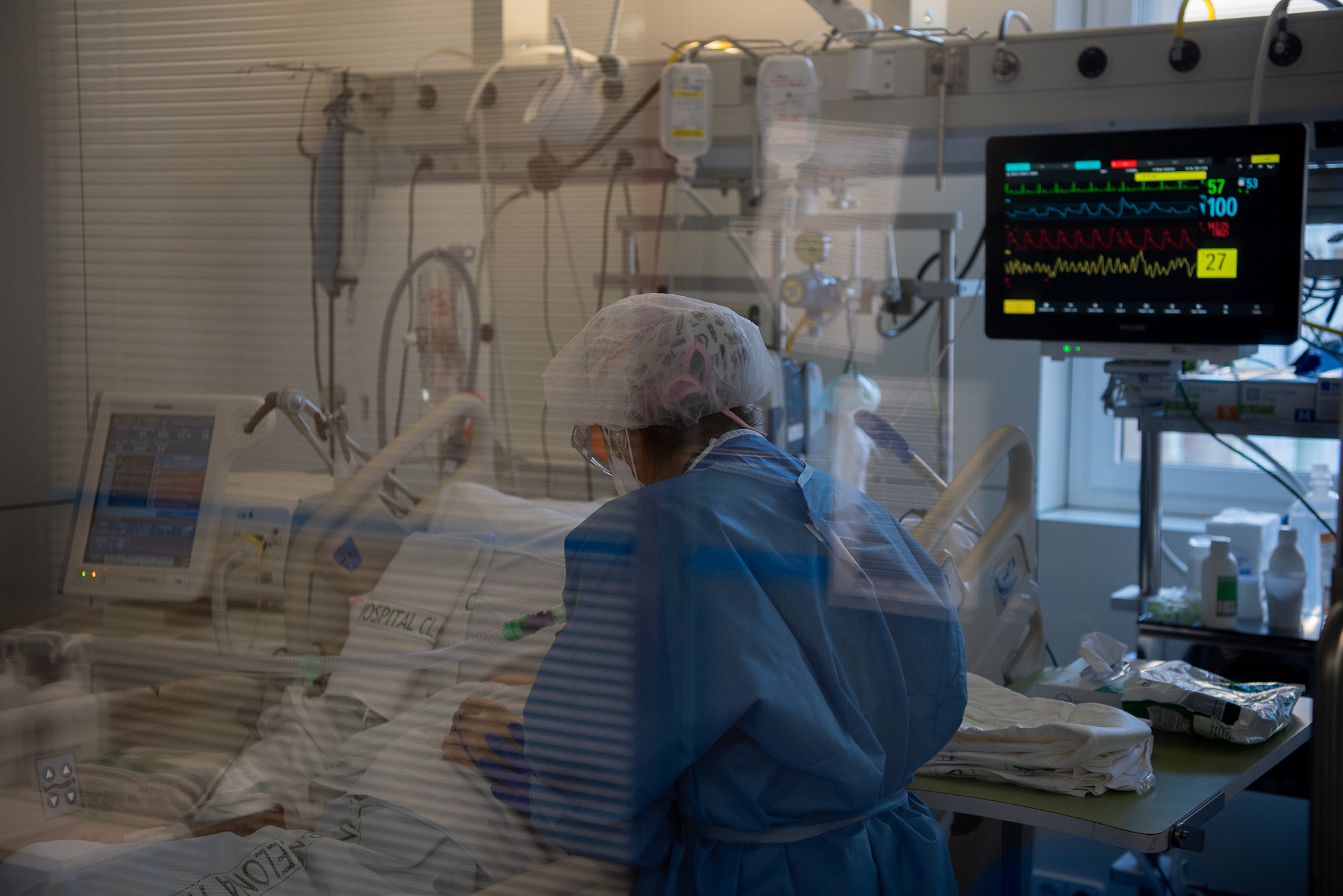 Gran descenso de pacientes covid en los hospitales catalanes: 225 menos en un día